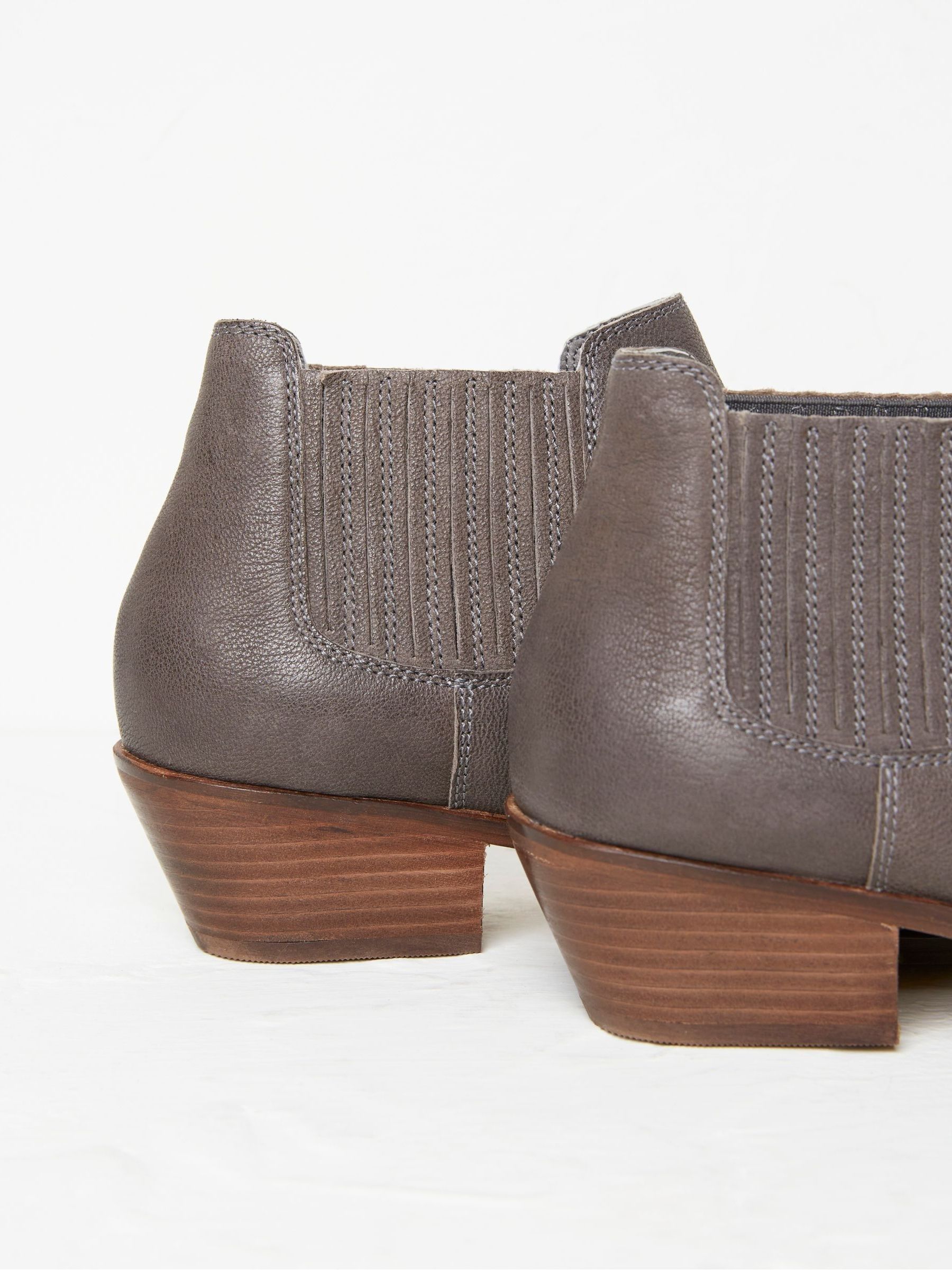Grey Western Ankle Boots - Image 4 of 4