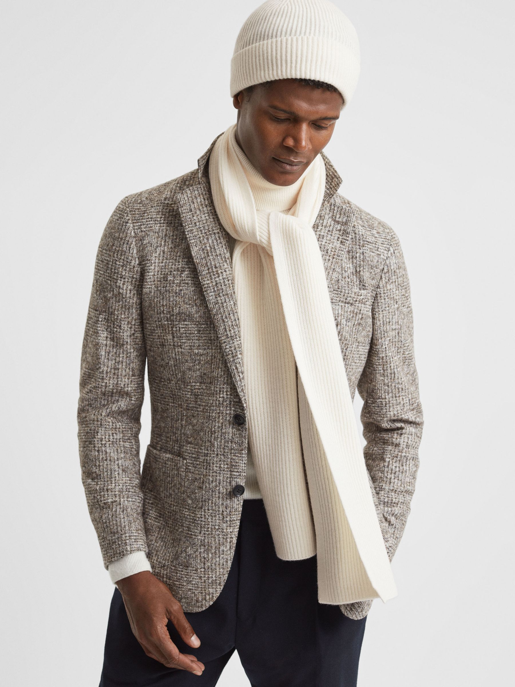 Ribbed Merino Scarf in Ecru - Image 2 of 4