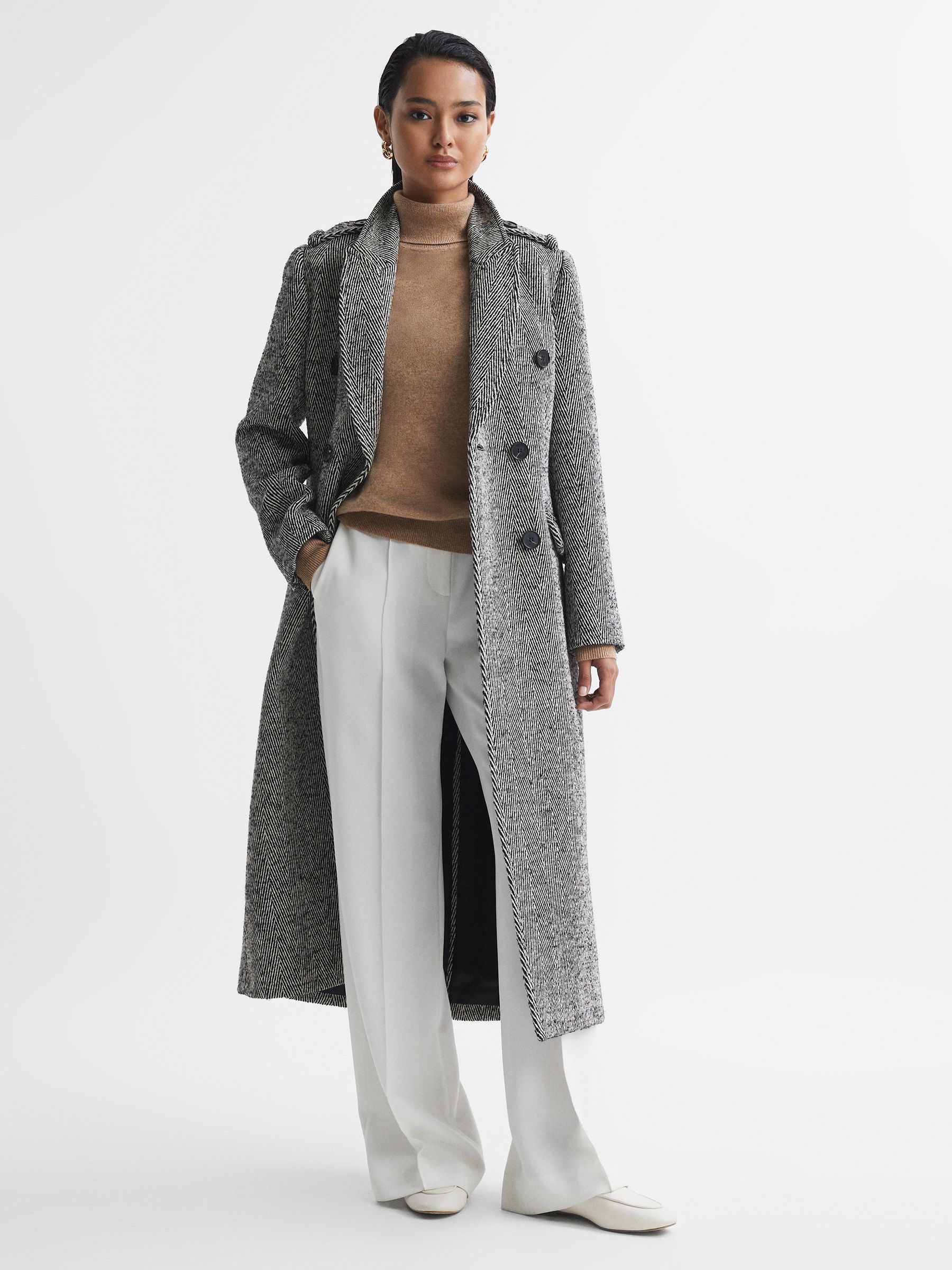 Fitted Cashmere Roll Neck Top in Camel - Image 3 of 5