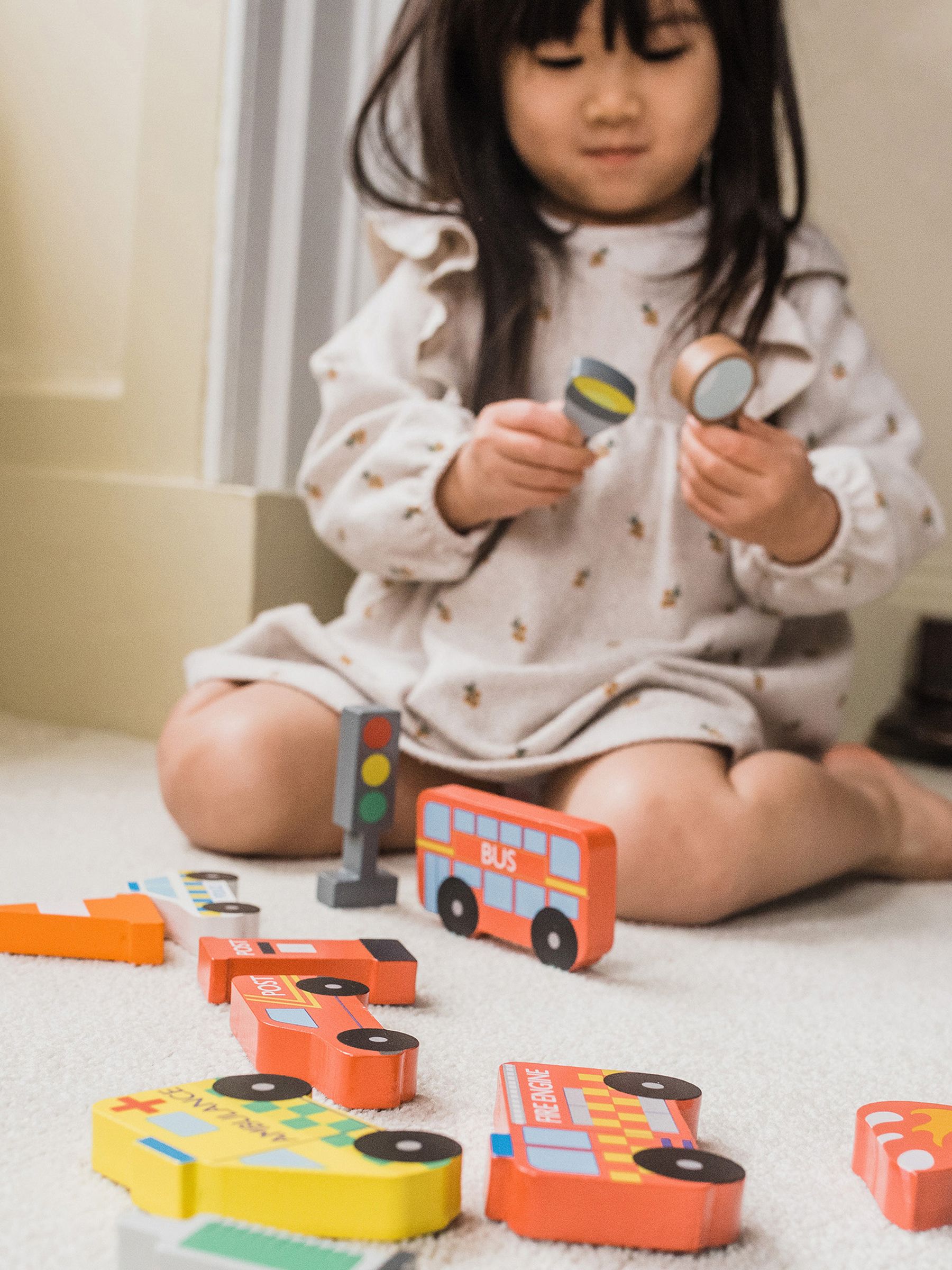 Emergency Services Stacking Game - Image 8 of 9