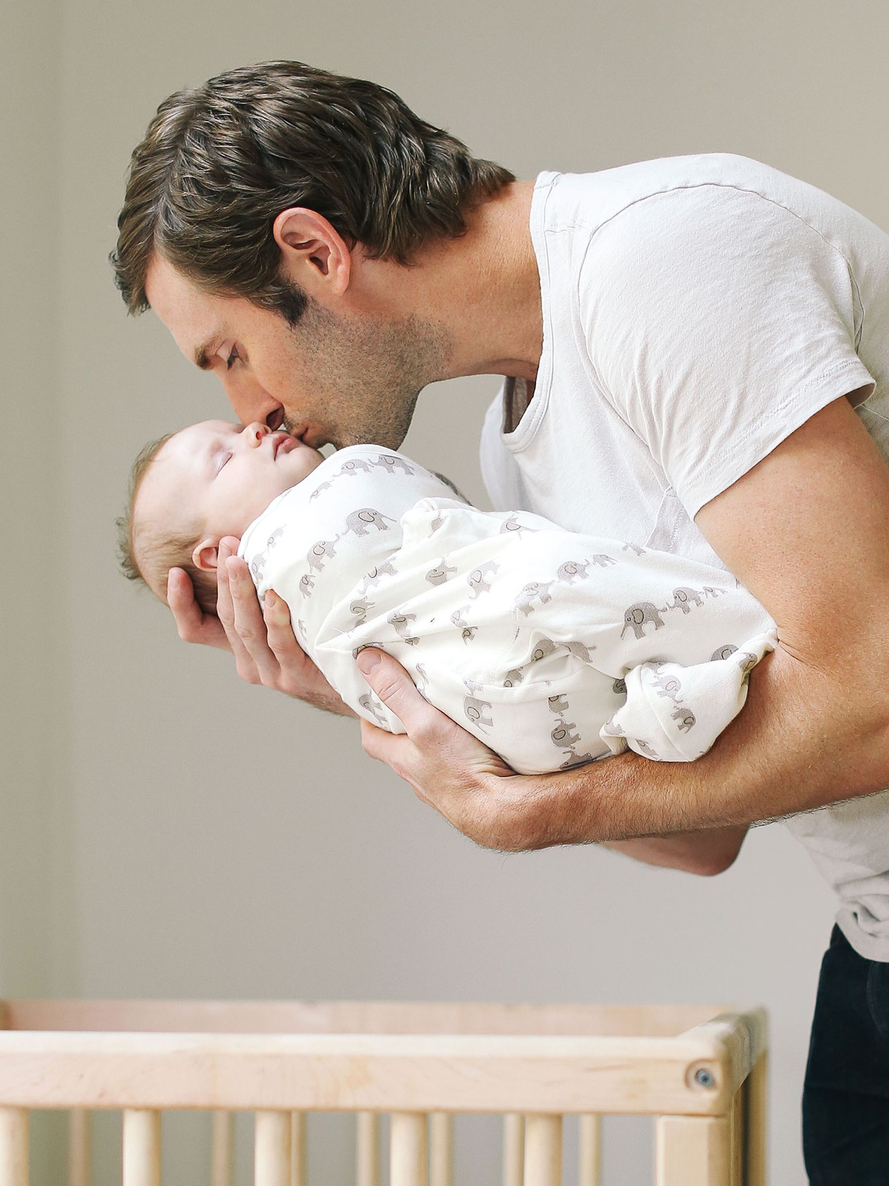 Ergobaby Swaddler Elephant Print - Image 3 of 4