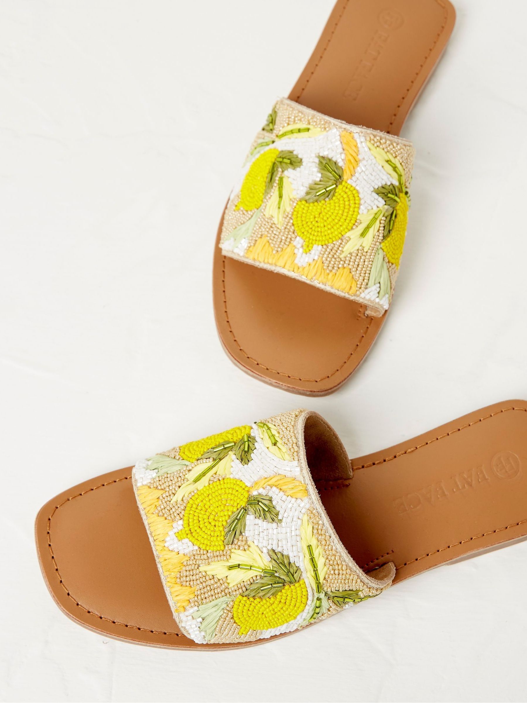 White Sorrento Beaded Sliders - Image 2 of 5