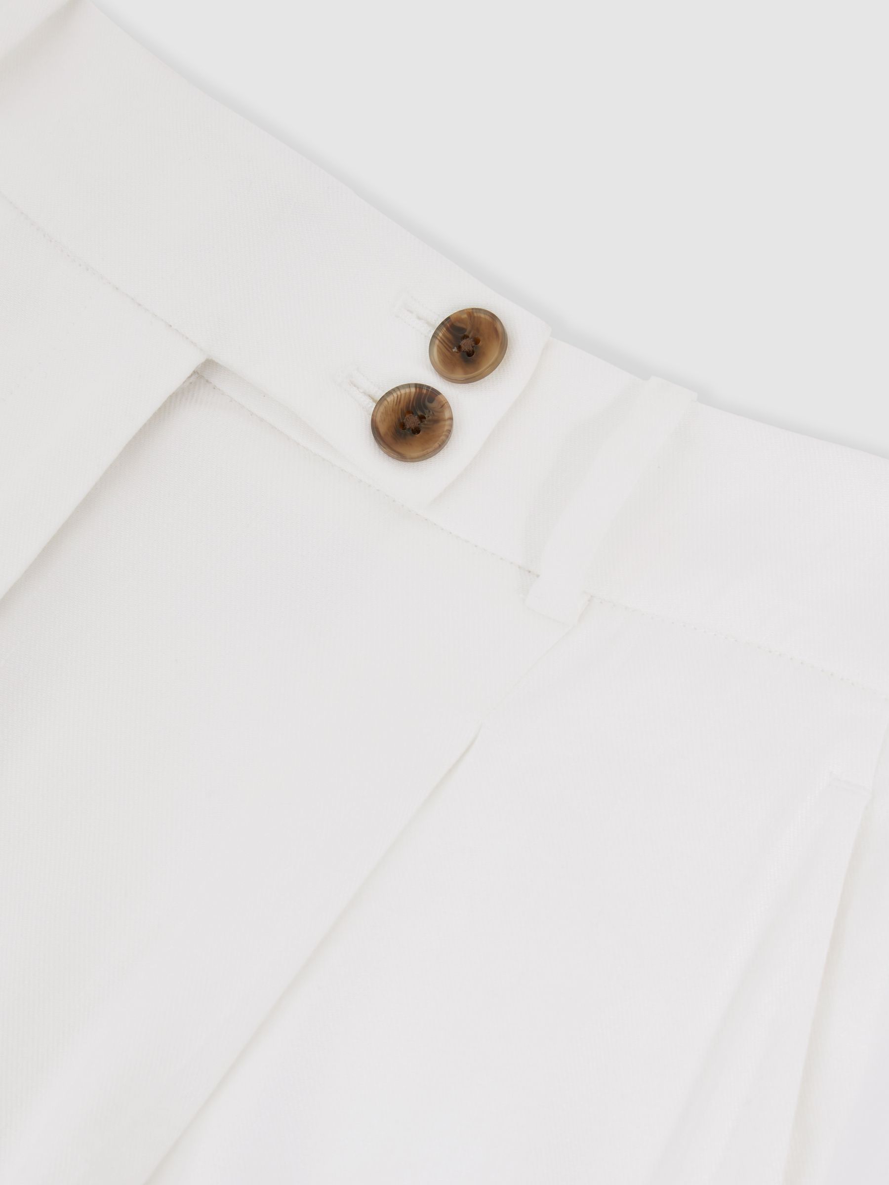 Linen-Blend Wide-Leg Trousers in White - Image 6 of 6