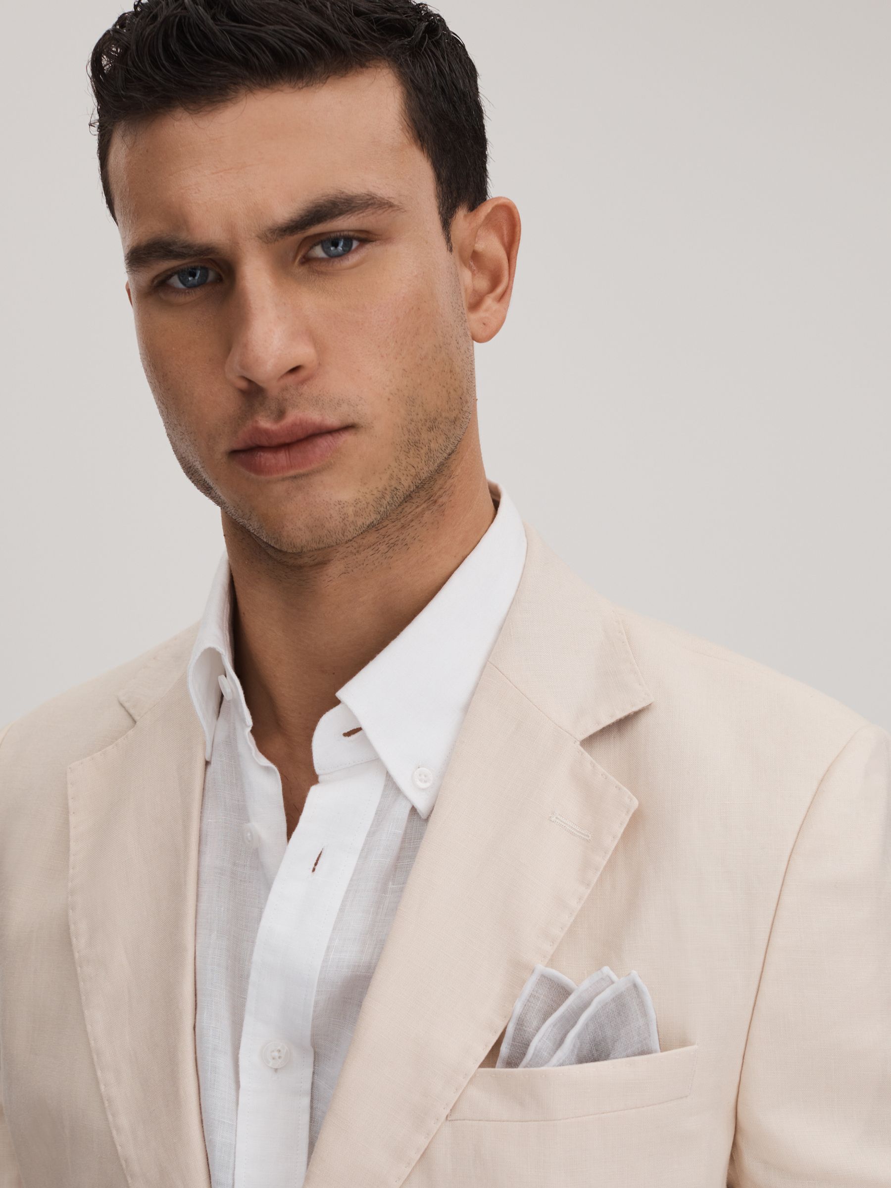 Linen Contrast Trim Pocket Square in Soft Ice - Image 2 of 5
