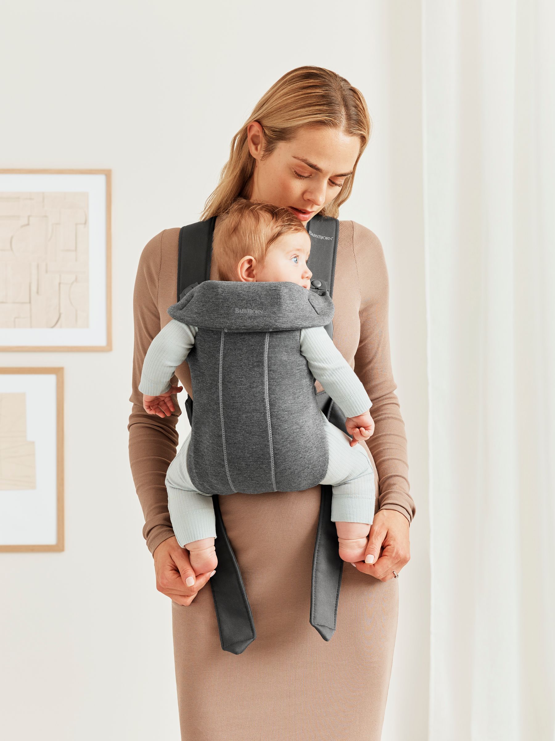 BabyBjörn Dark Grey Baby Carrier Mini Woven - Image 3 of 4