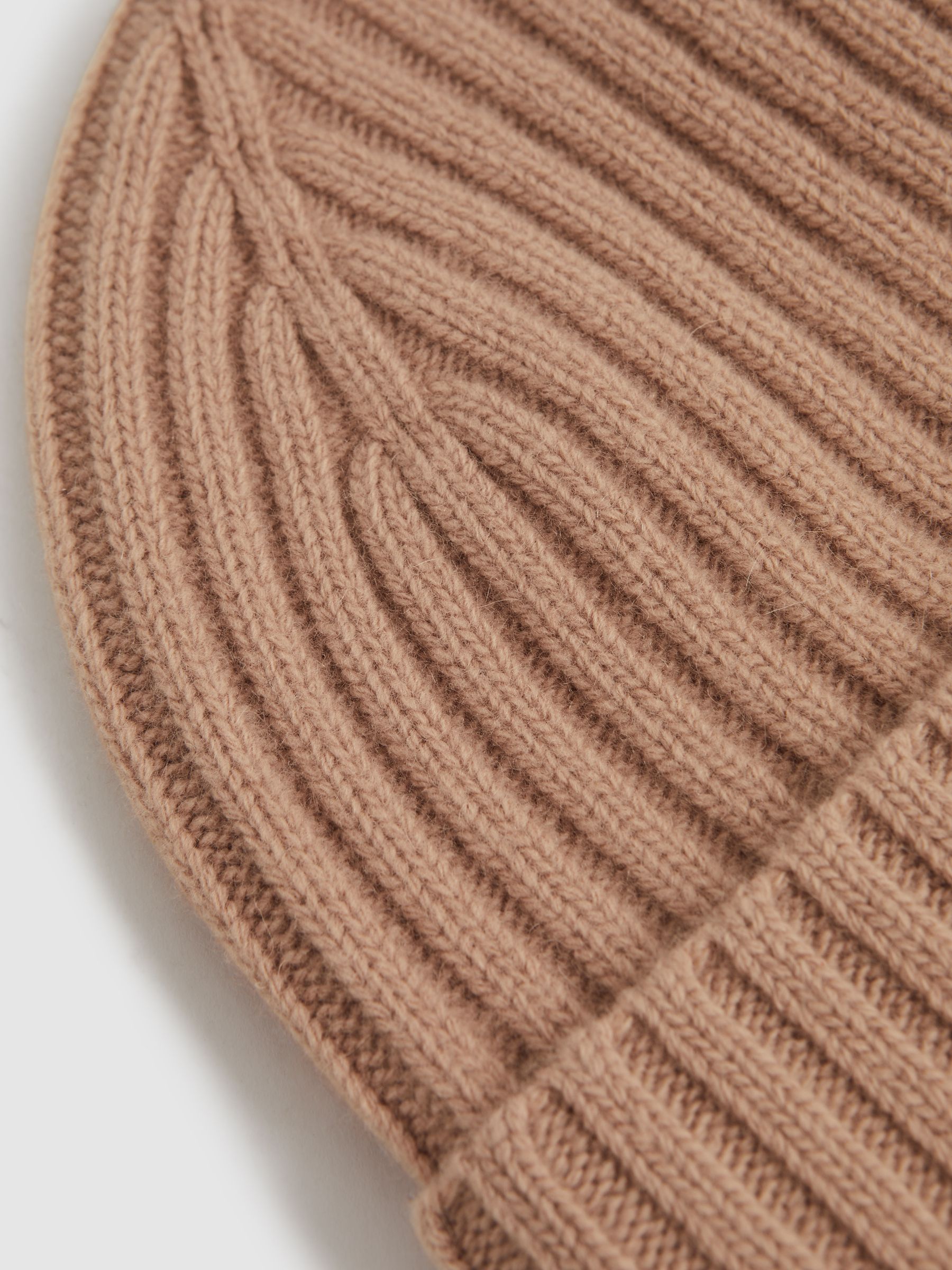 Cashmere-Wool Beanie Hat in Pink - Image 5 of 5