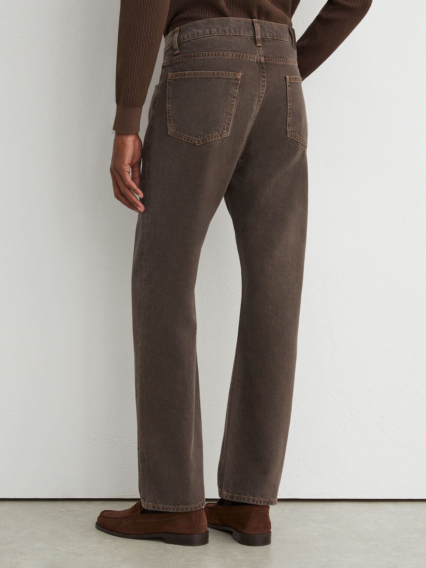 Jeans in Grape Brown - Image 6 of 7