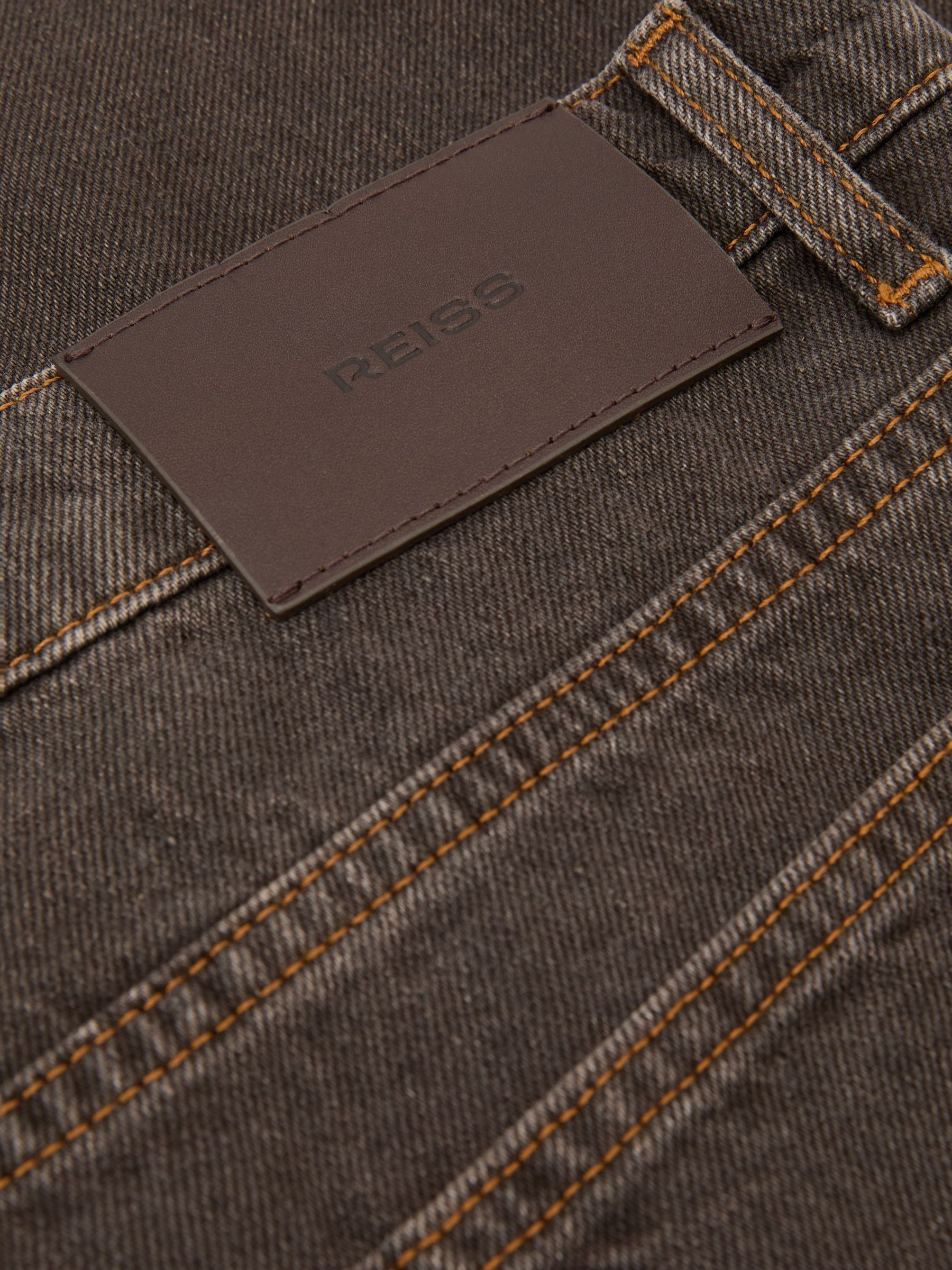 Jeans in Grape Brown - Image 7 of 7