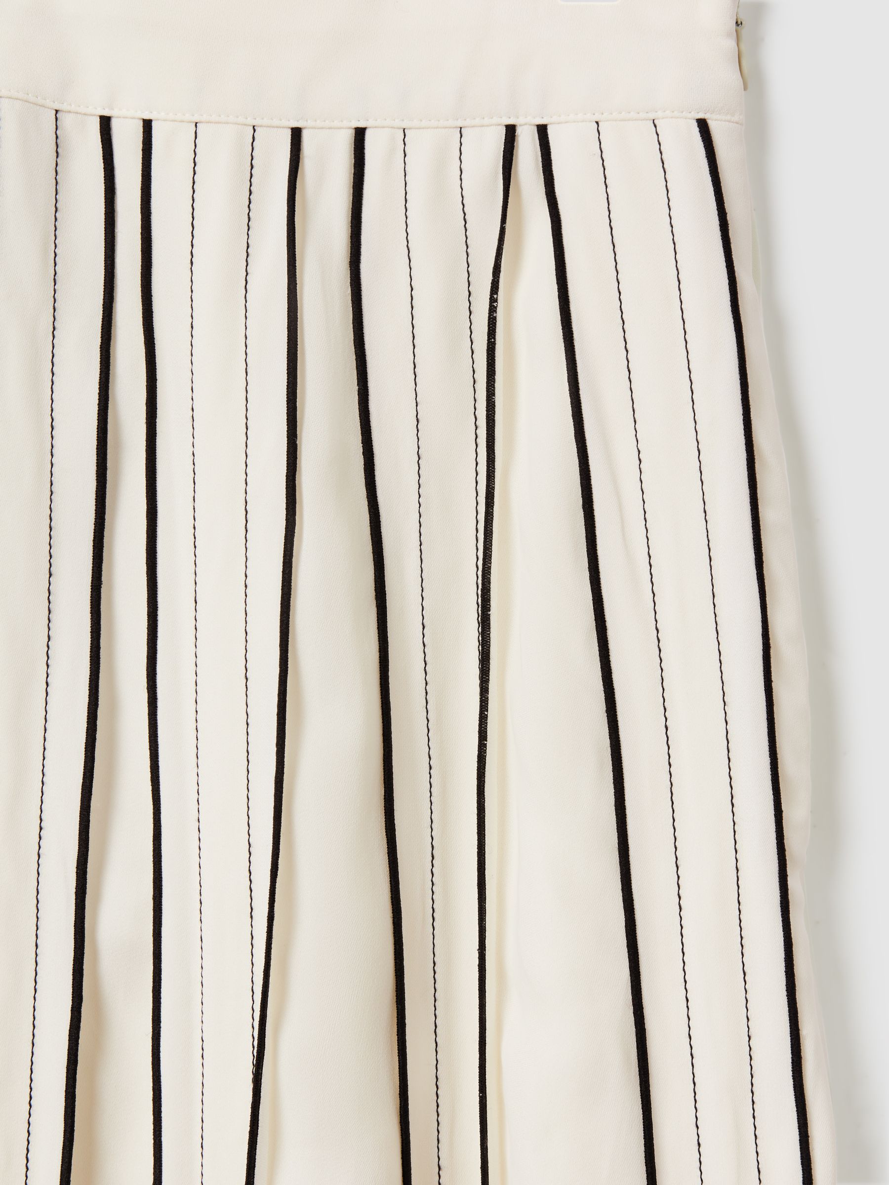 Contrast Ruffle Midi Skirt in Cream - Image 6 of 6