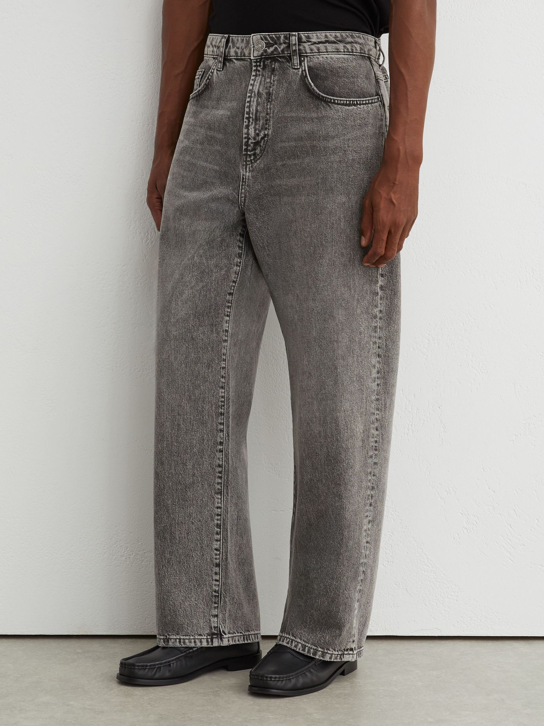 Jeans in Grau - Bild 3 von 8