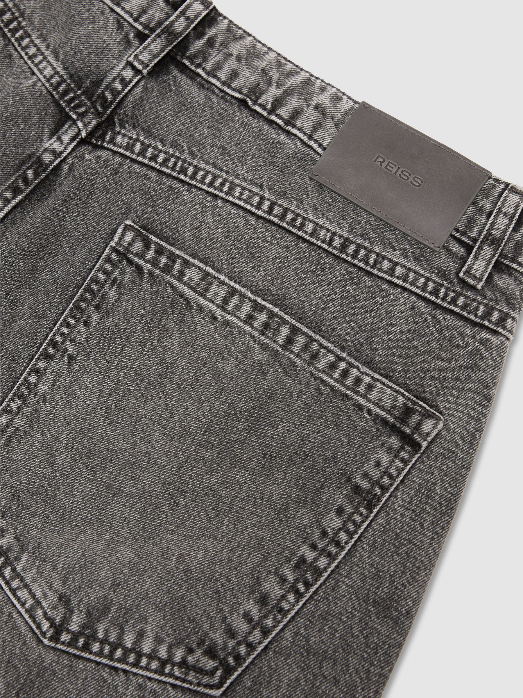 Jeans in Grau - Bild 8 von 8