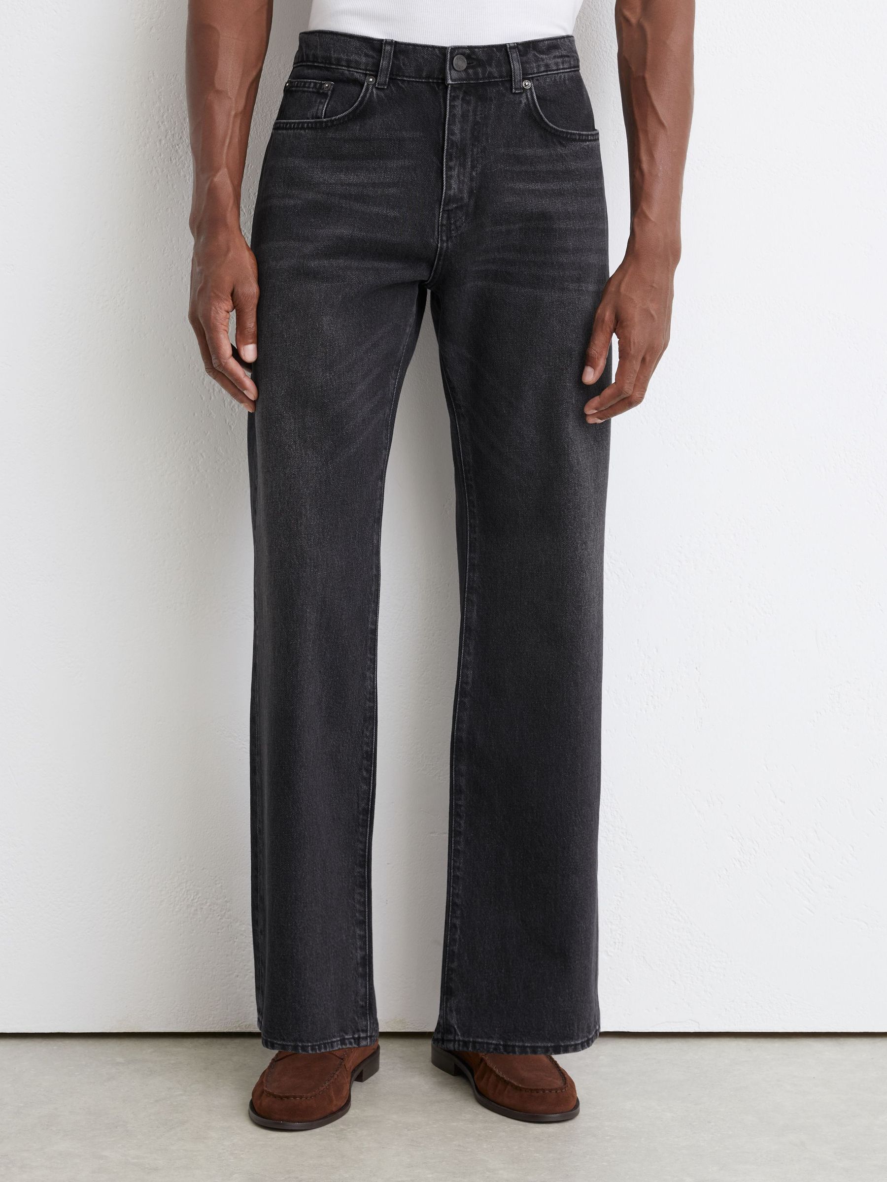 Jeans in Dark Grey - Image 3 of 8