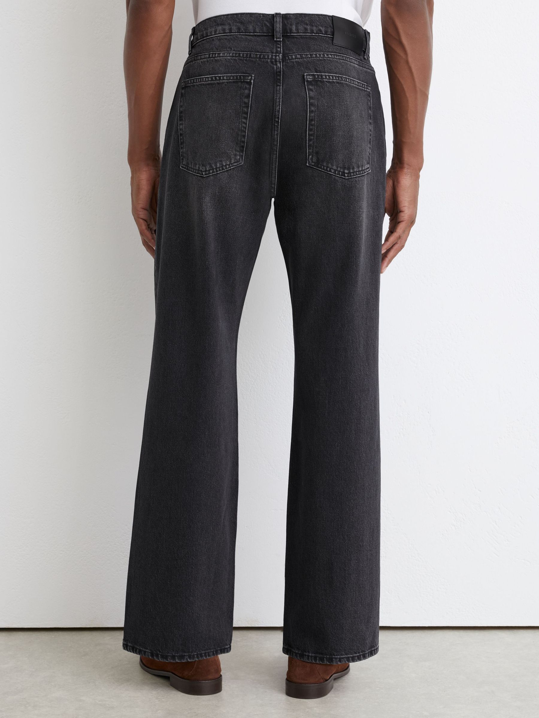 Jeans in Dark Grey - Image 5 of 8