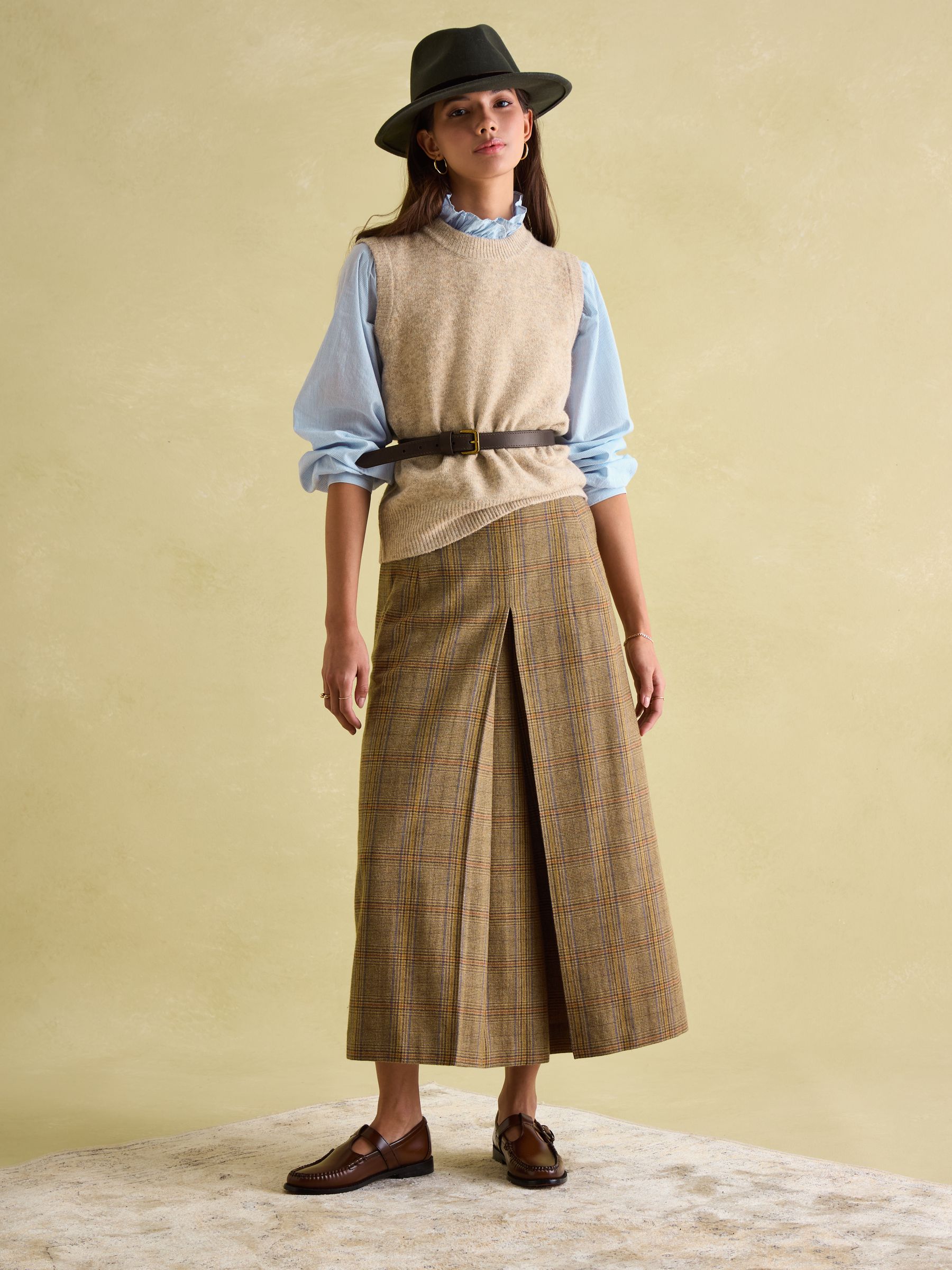 Holly Natural Regular Fit Knitted Vest - Image 5 of 6