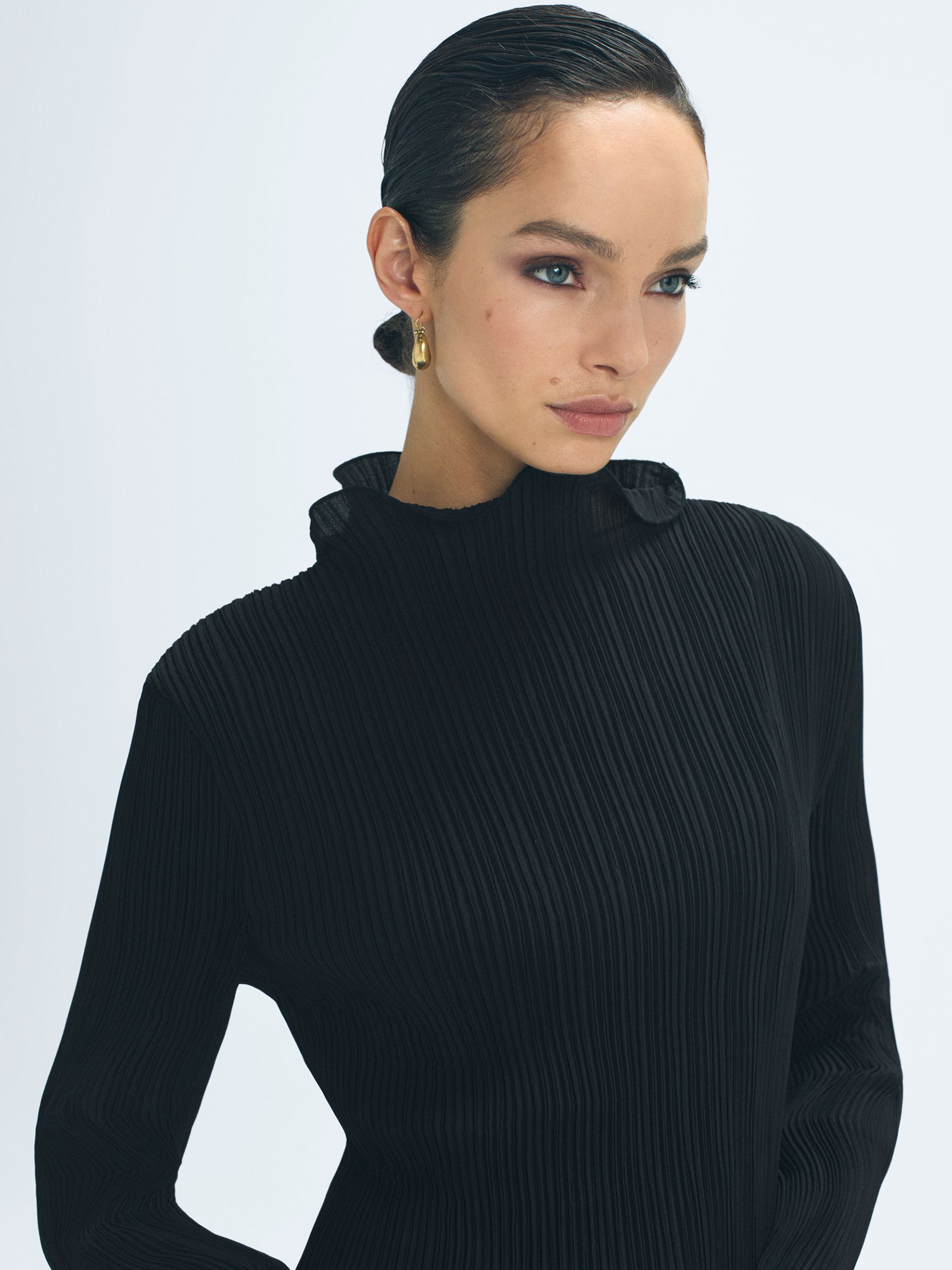Fitted Ribbed Ruffle Neck Top in Black - Image 1 of 5