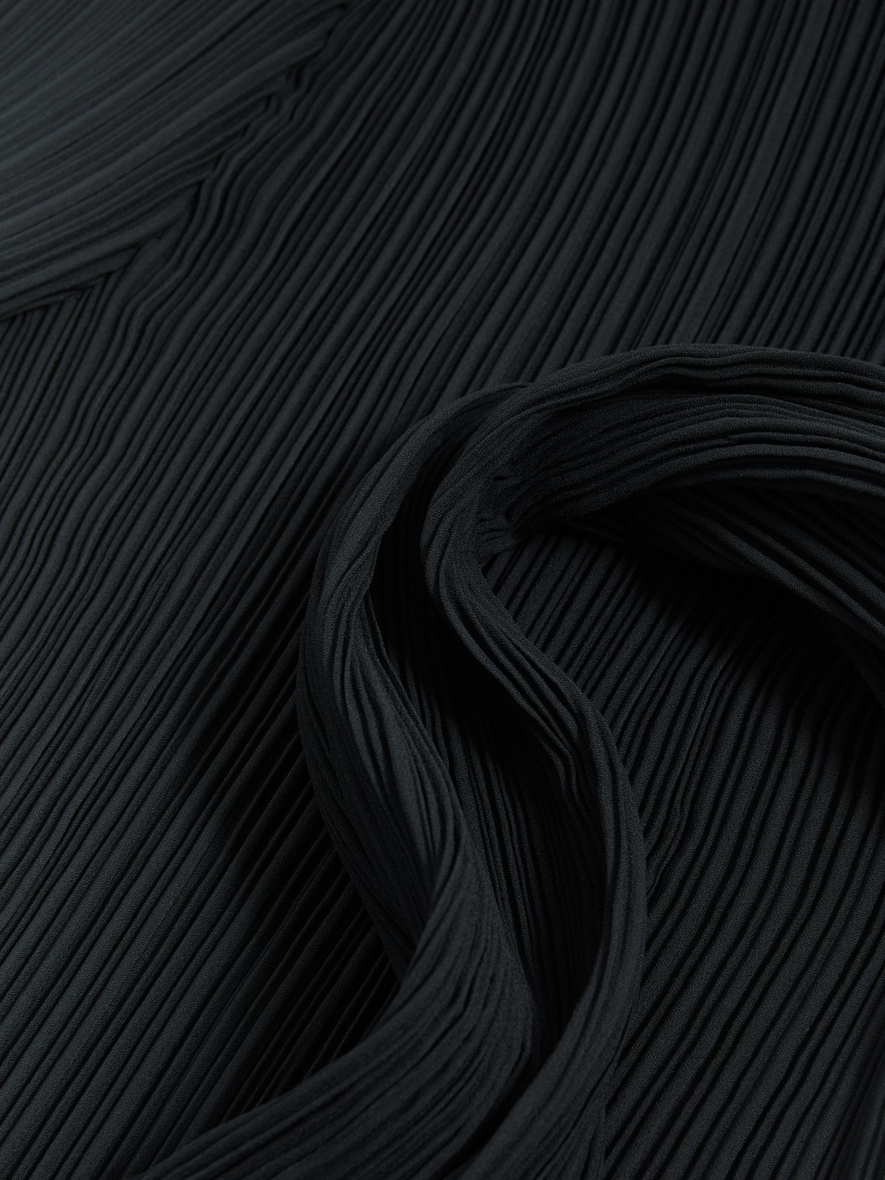 Fitted Ribbed Ruffle Neck Top in Black - Image 5 of 5