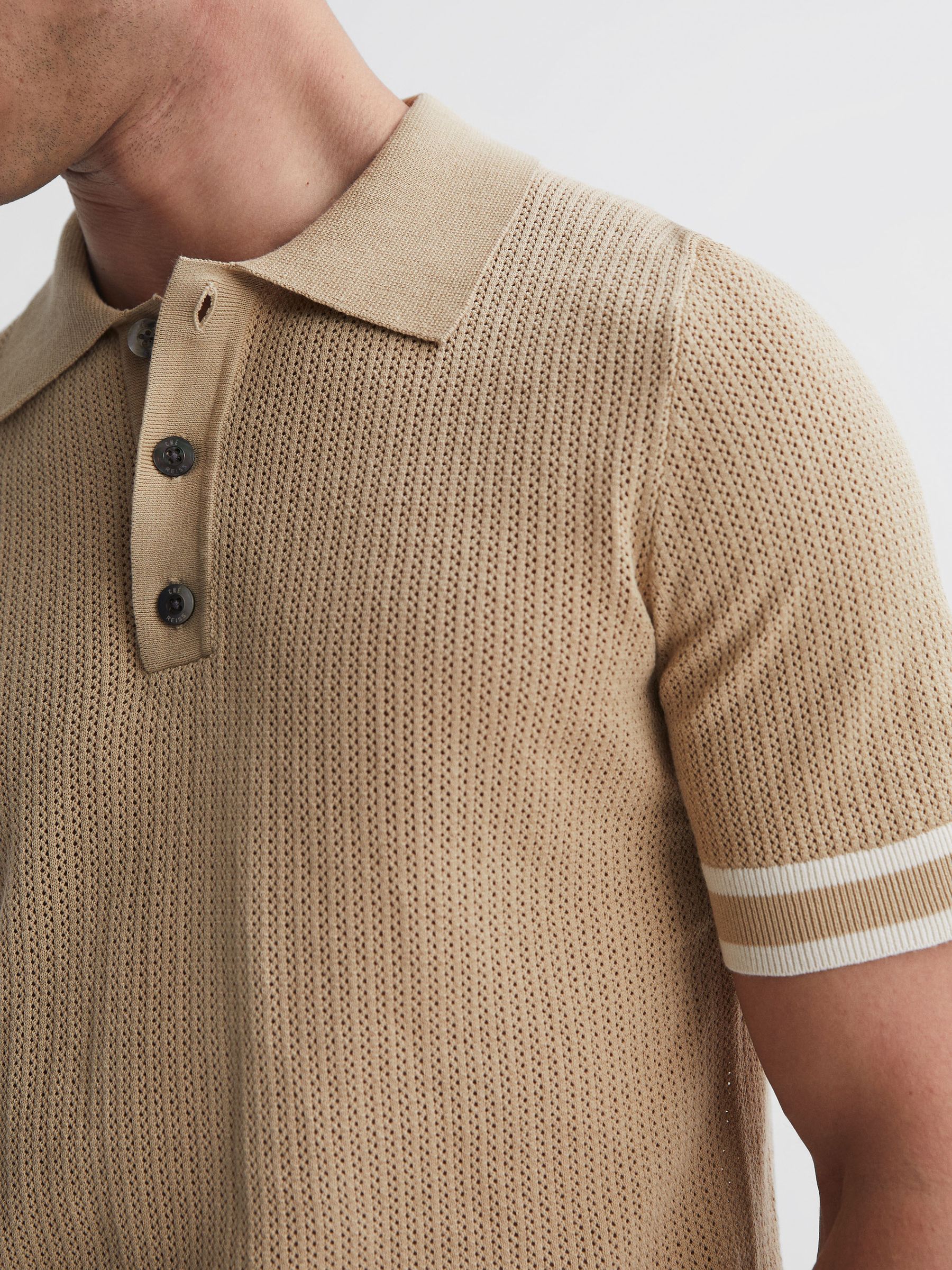 Reiss | Ché Knitted Half-Button Polo Shirt in Mink/Tobacco - Image 4 of 5