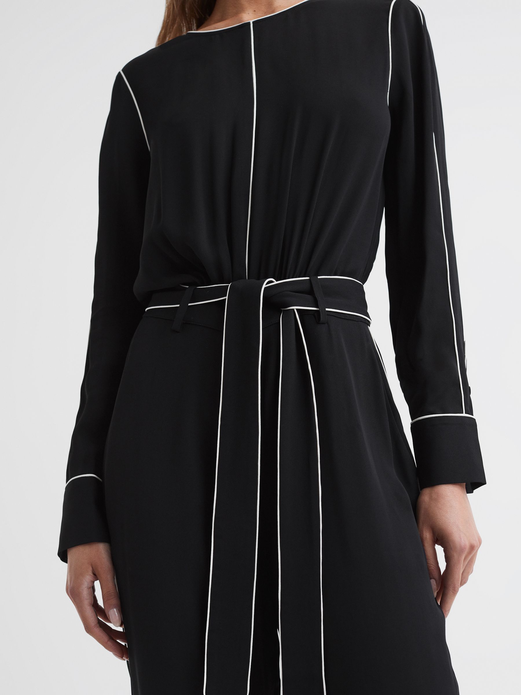 Belted Trim Jumpsuit in Black - Image 4 of 5