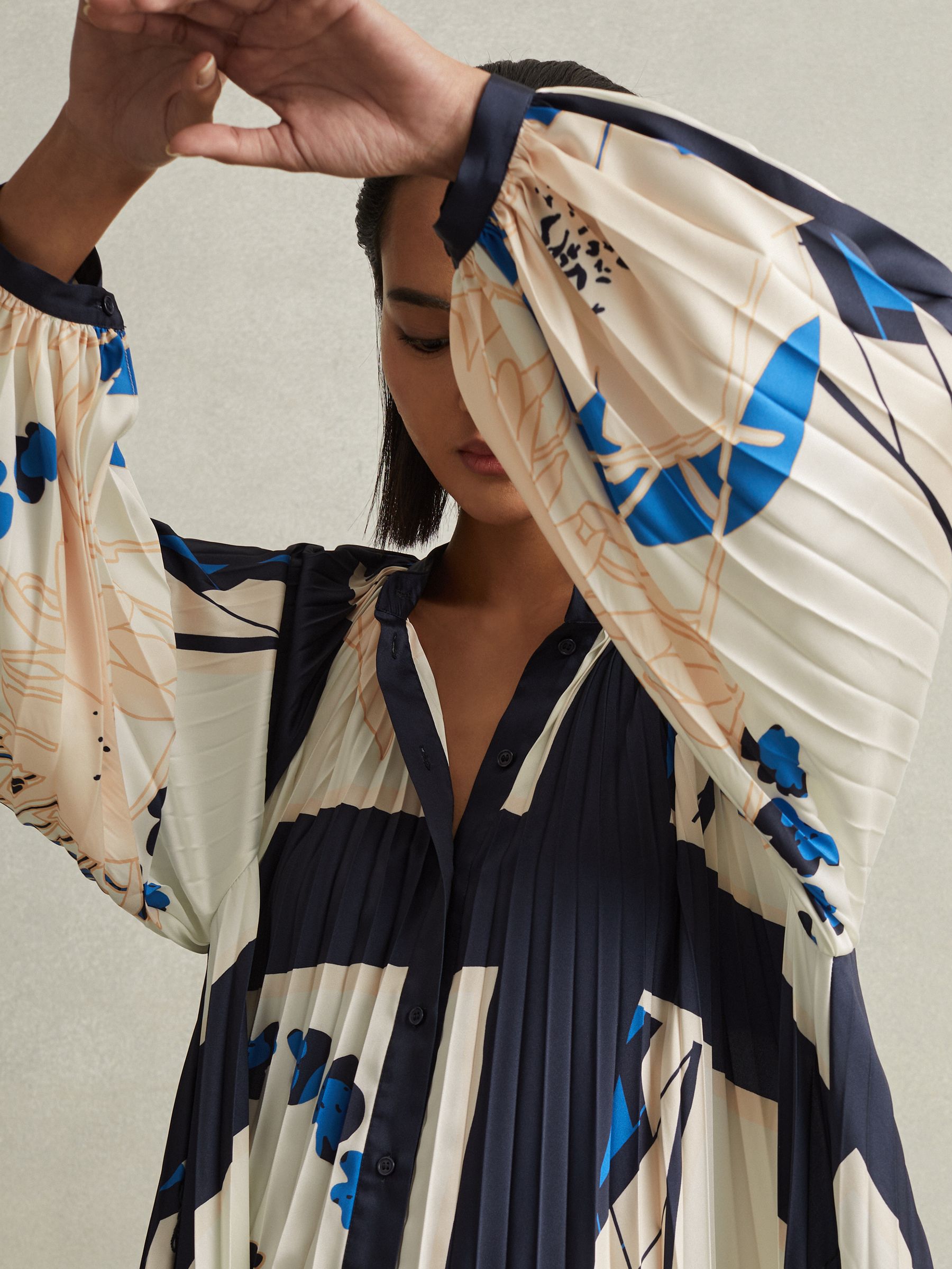 Printed Pleated Maxi Dress in Blue - Image 4 of 7