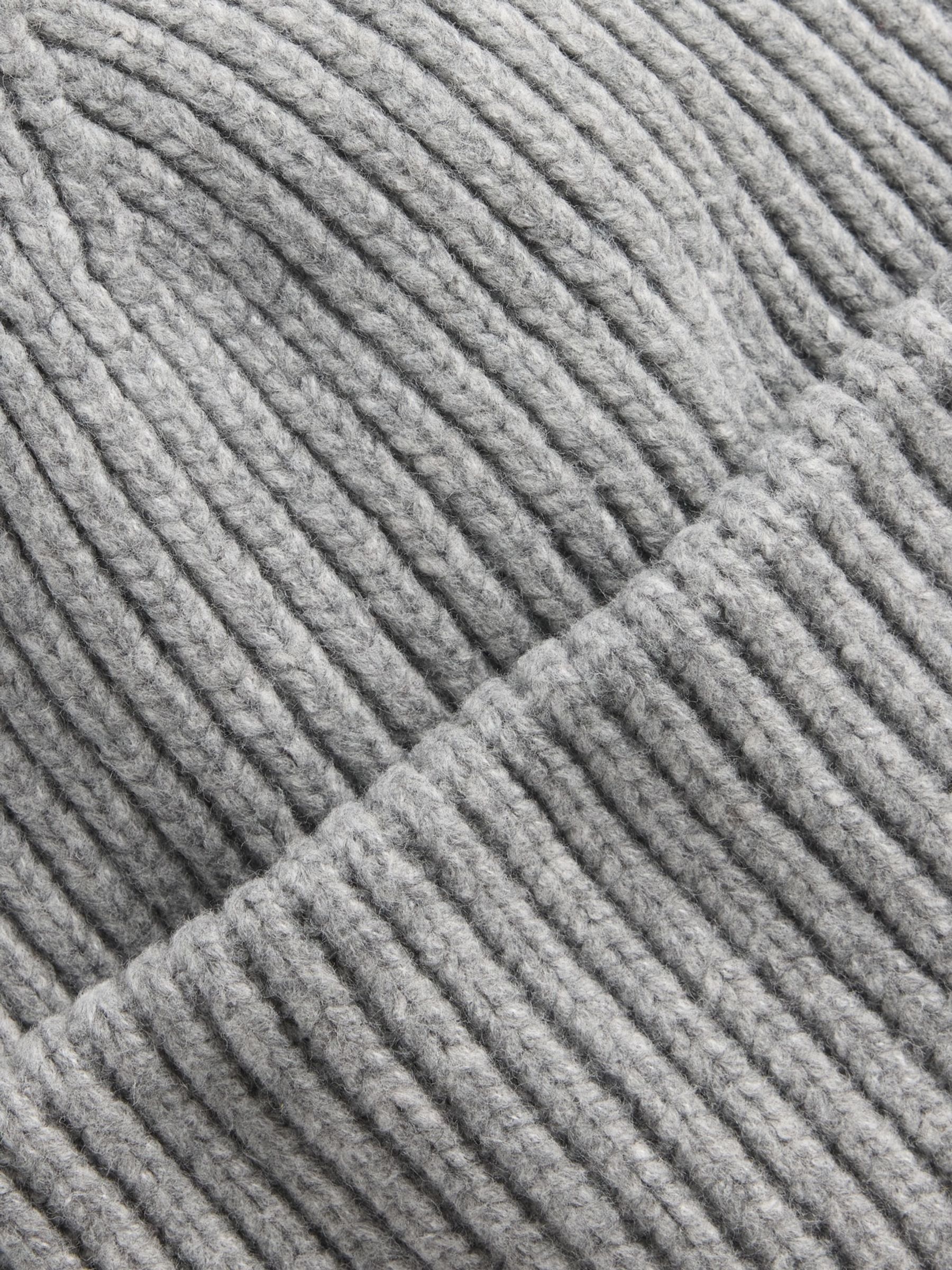 Grey CashSoft Chunky Beanie - Image 2 of 2 Grey CashSoft Chunky Beanie - Image 2 of 2