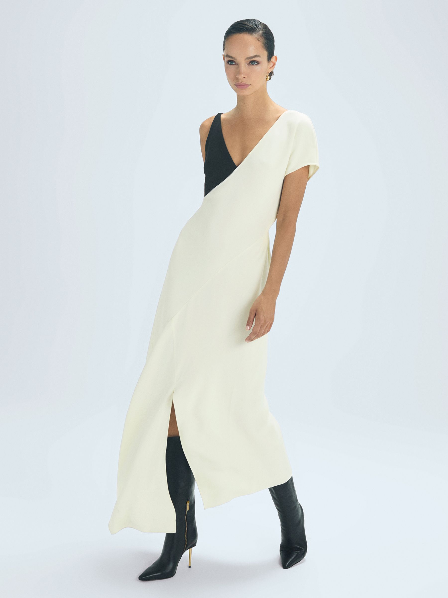 Italian Leather Heeled Knee-High Boots in Black - Image 2 of 7