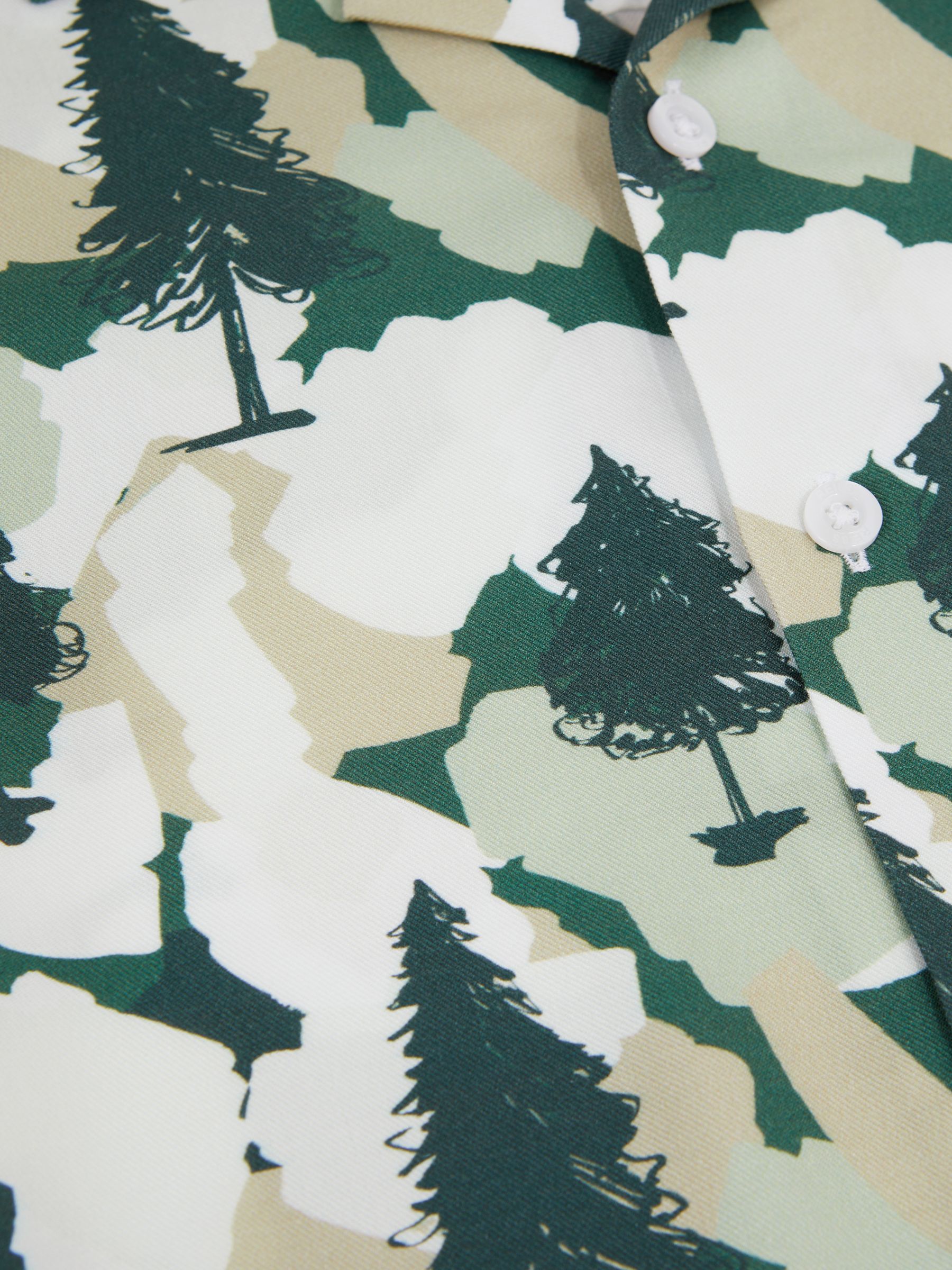 Junior Cuban Collar Short Sleeve Shirt in Green - Image 6 of 6