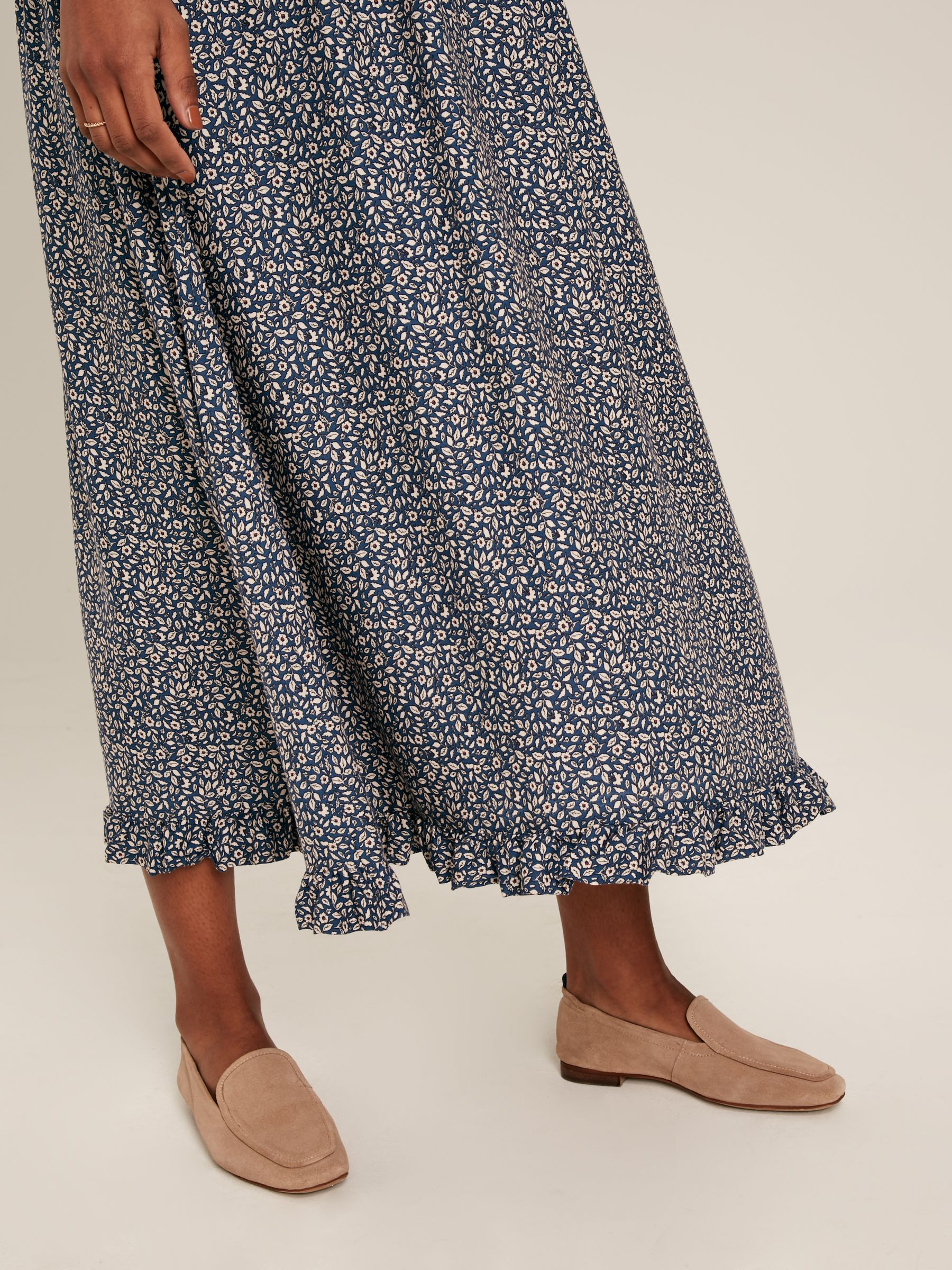 Layla Blue Frill Hem Floral Midi Dress - Image 6 of 7