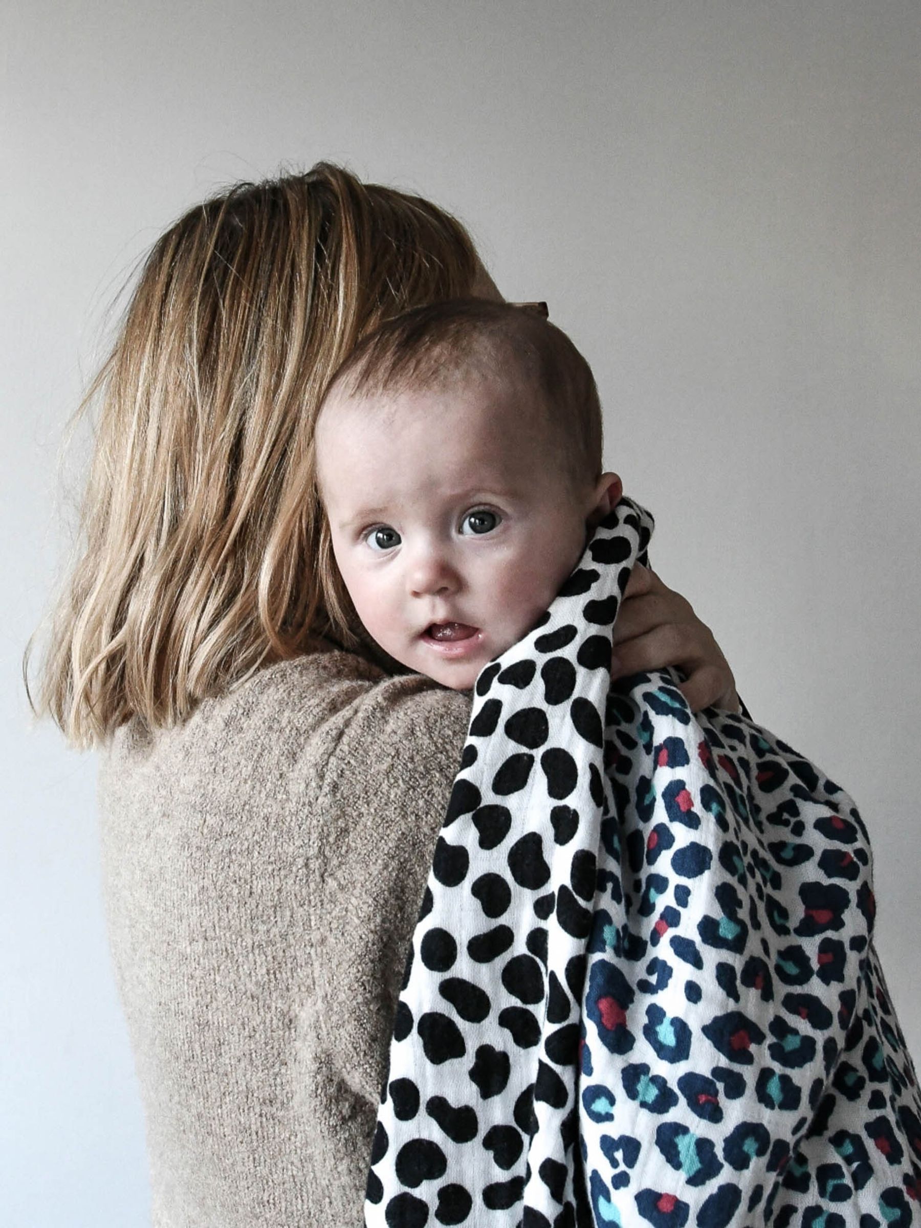 Animal Print Reversible Sensory Muslin Blanket - Image 2 of 6