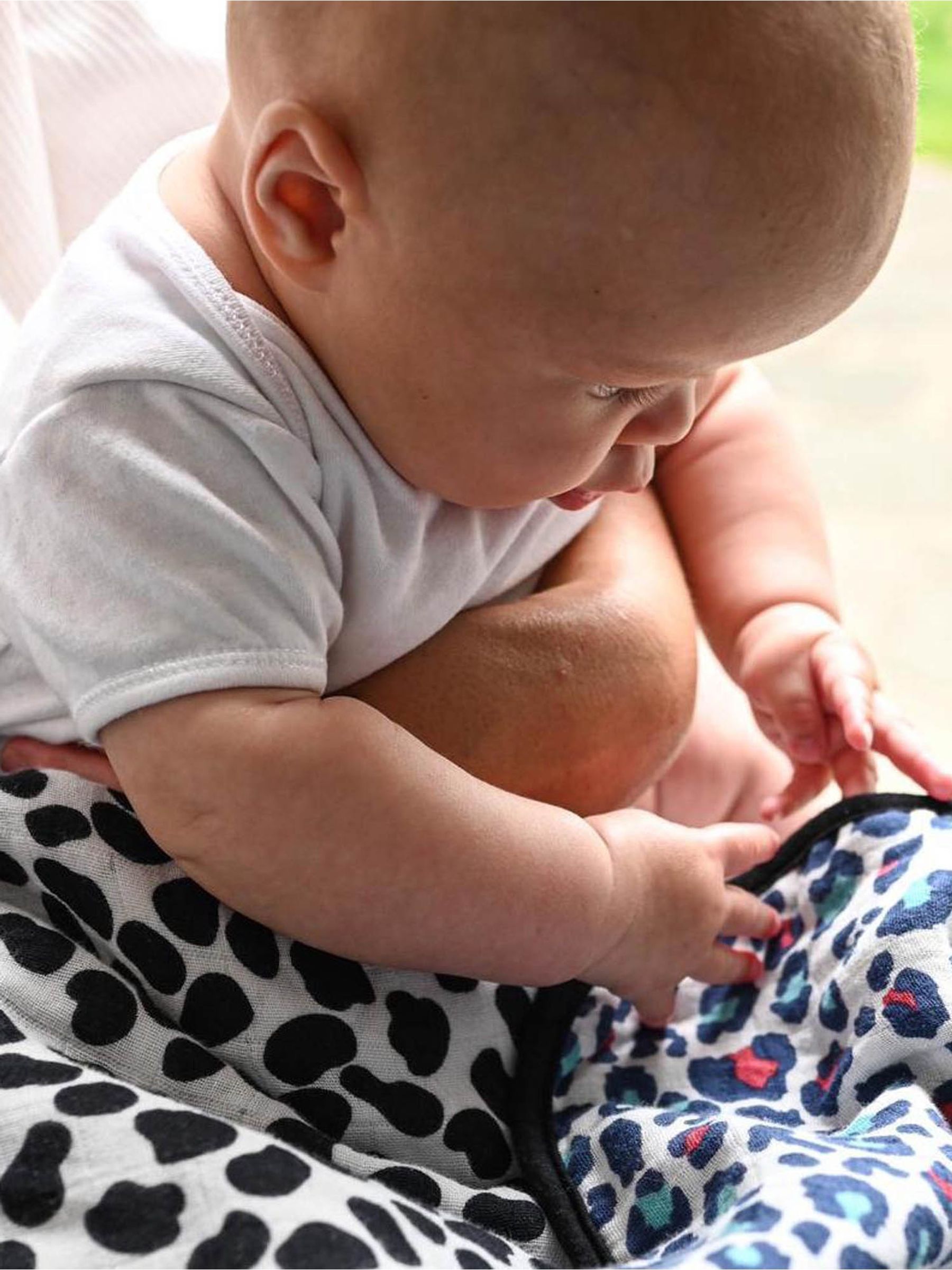 Animal Print Reversible Sensory Muslin Blanket - Image 5 of 6