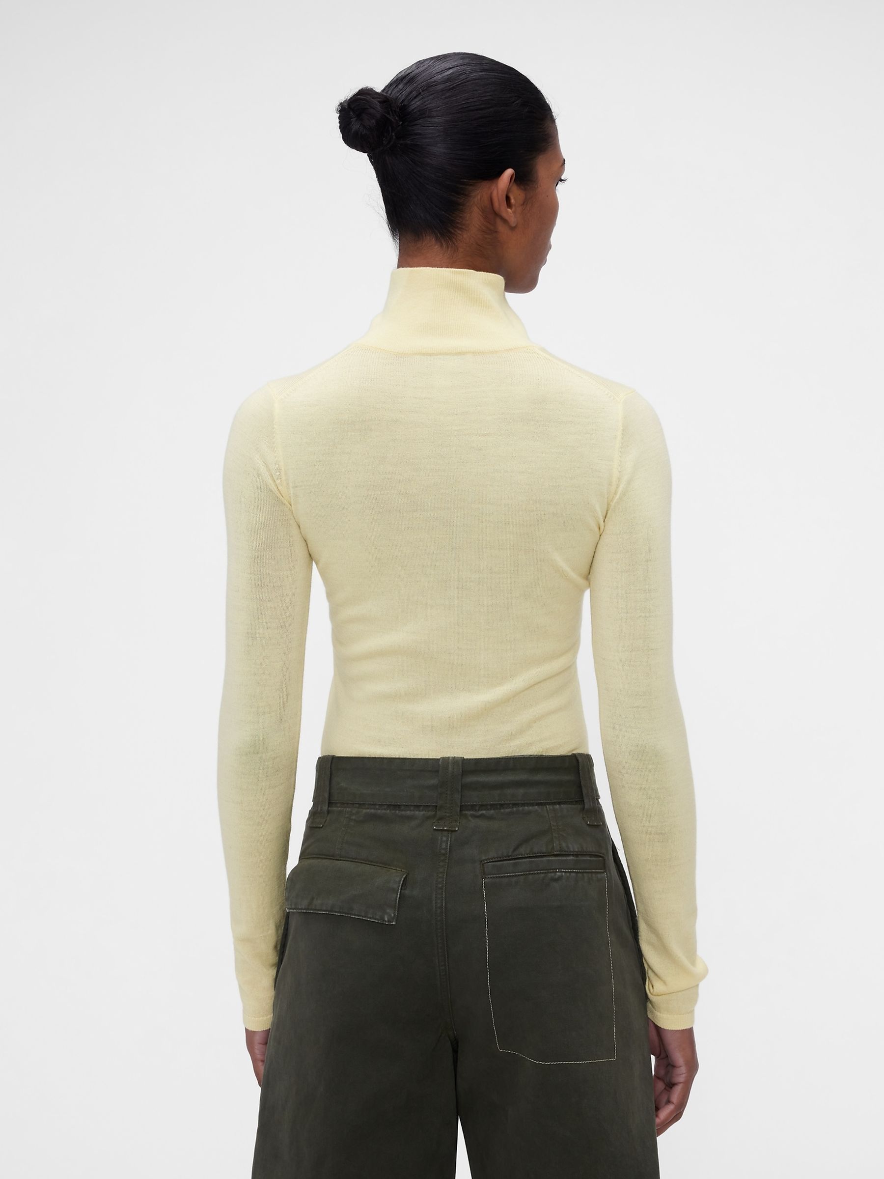 Gap x Victoria Beckham Yellow Merino Turtle Neck Jumper - Image 2 of 7 Gap x Victoria Beckham Yellow Merino Turtle Neck Jumper - Image 2 of 7
