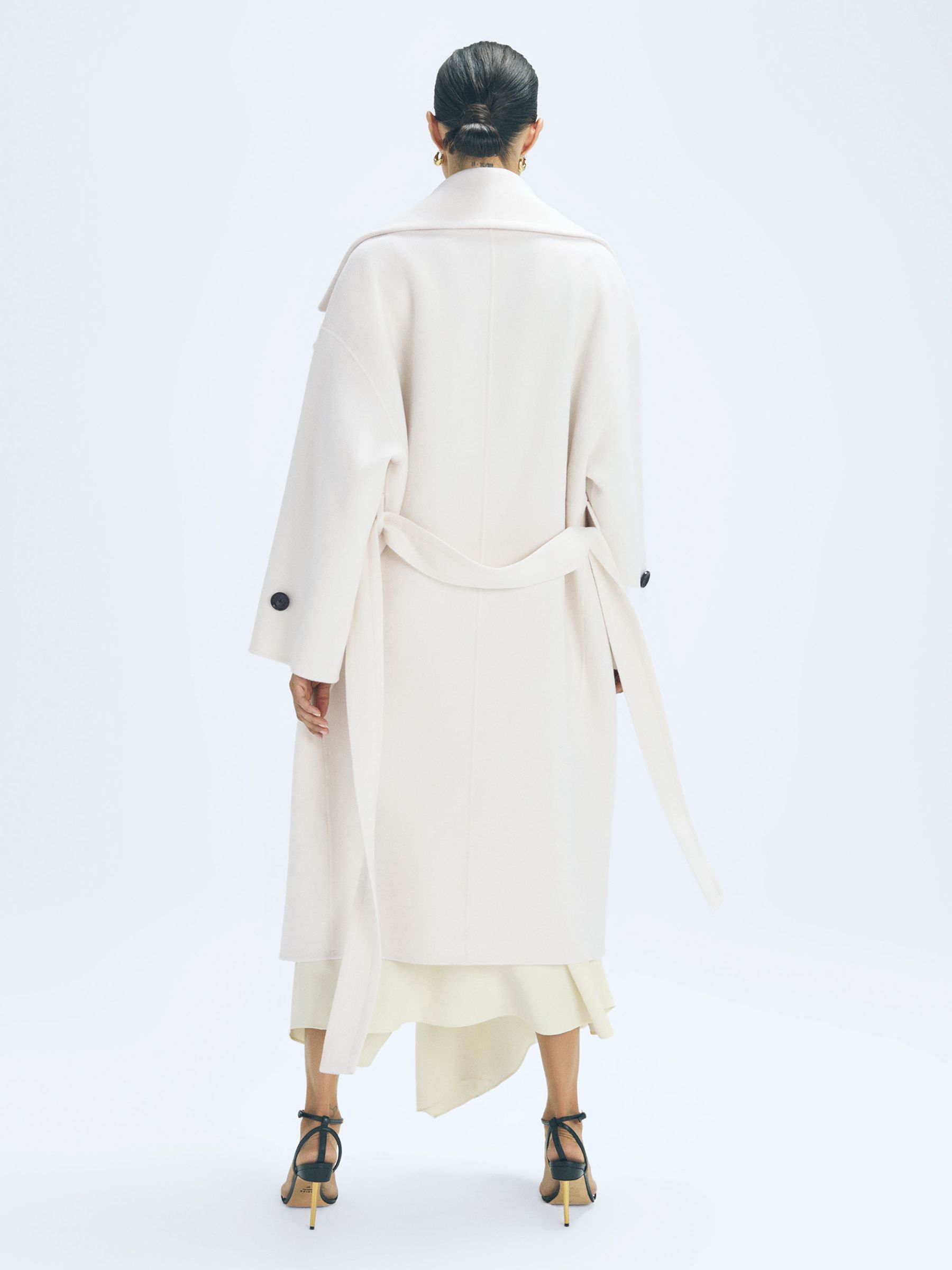 Atelier Wool-Cashmere Blindseam Coat in Cream - Image 4 of 6