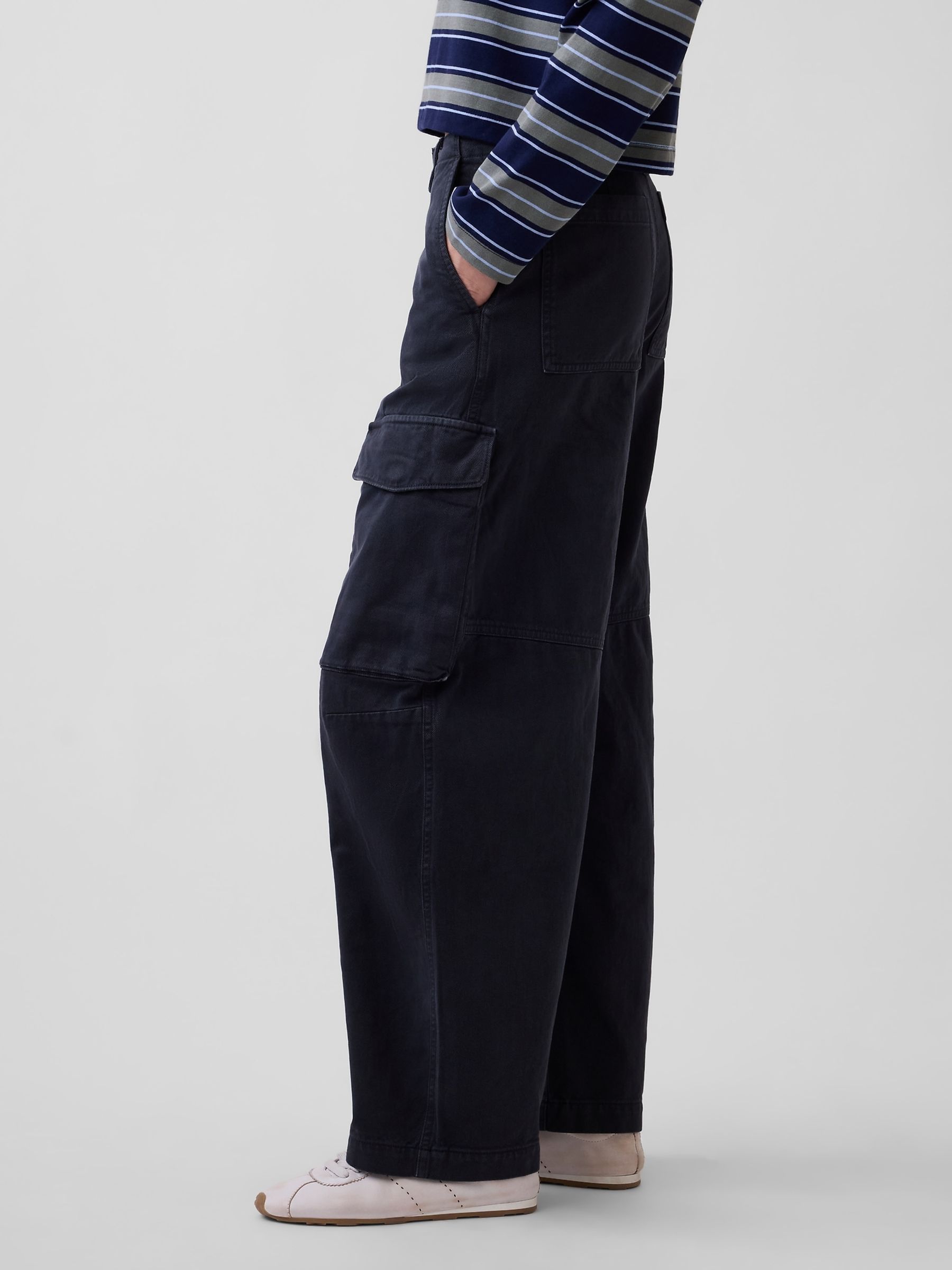 Black Low Rise Twill Baggy Barrel Cargo Trousers - Image 3 of 6