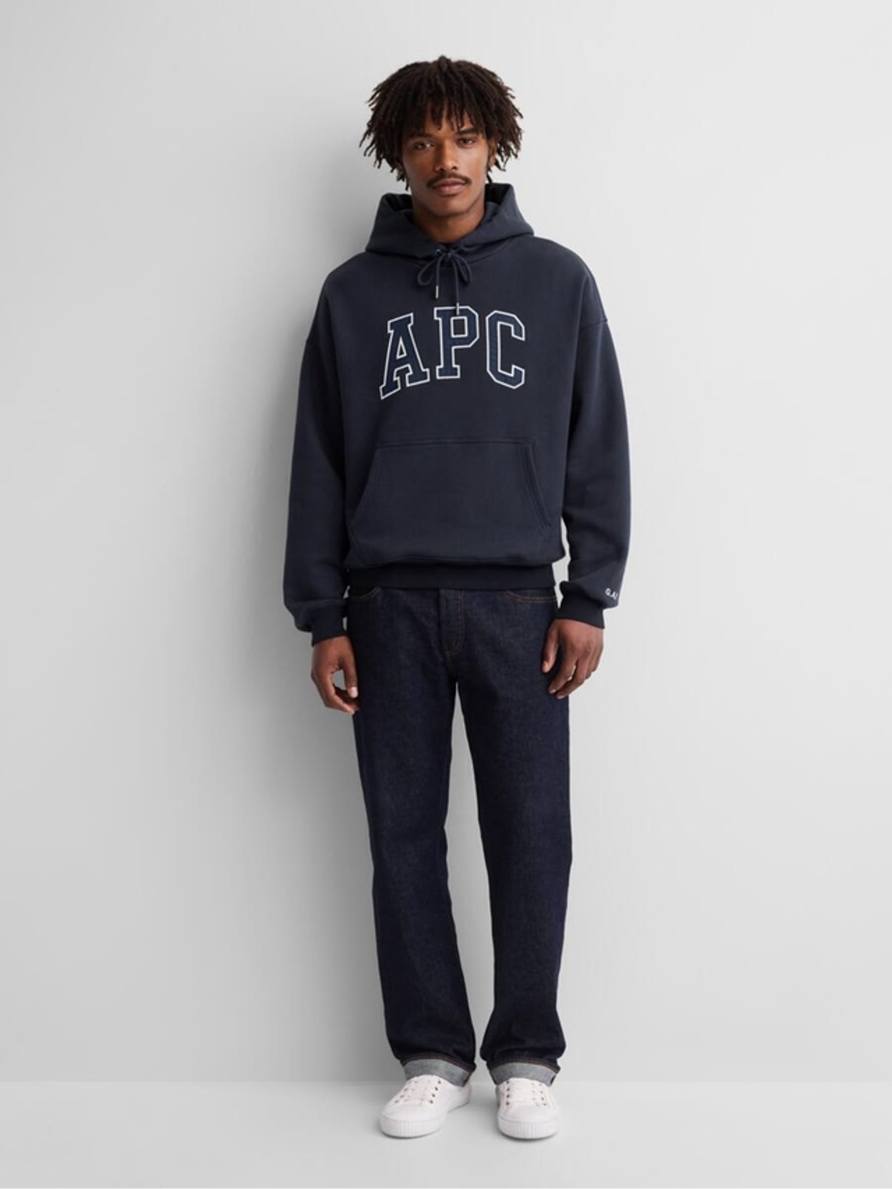 Gap x A.P.C. Black Extra Heavyweight Logo Hoodie - Image 3 of 9