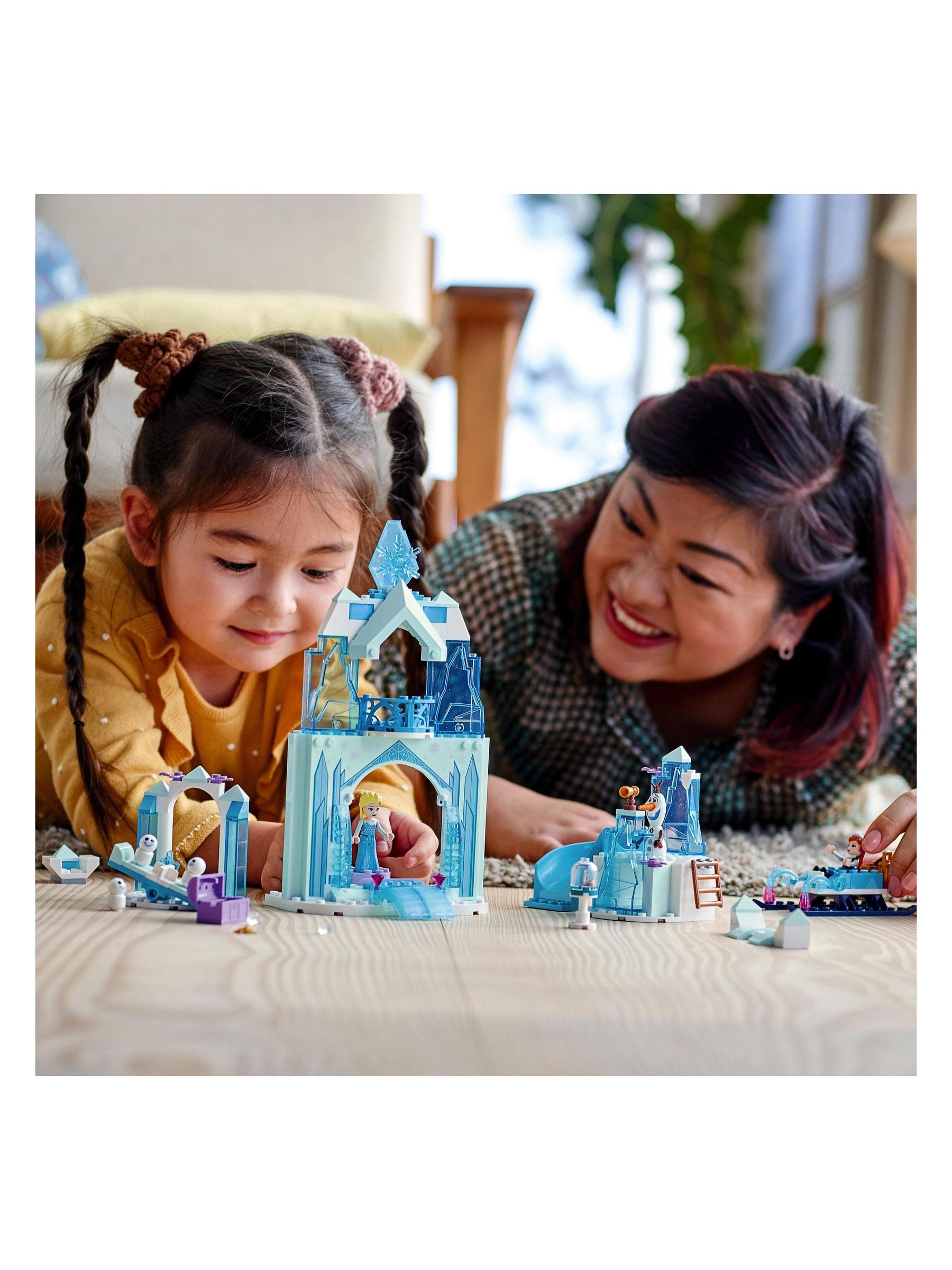 LEGO Multi Disney Anna and Elsas Frozen Wonderland Set - Image 3 of 8