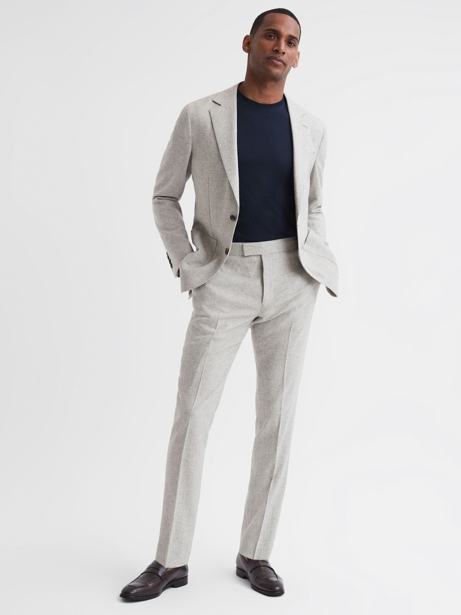 Slim Fit Single Breasted Checked Wool Blazer in Soft Grey - Image 3 of 6