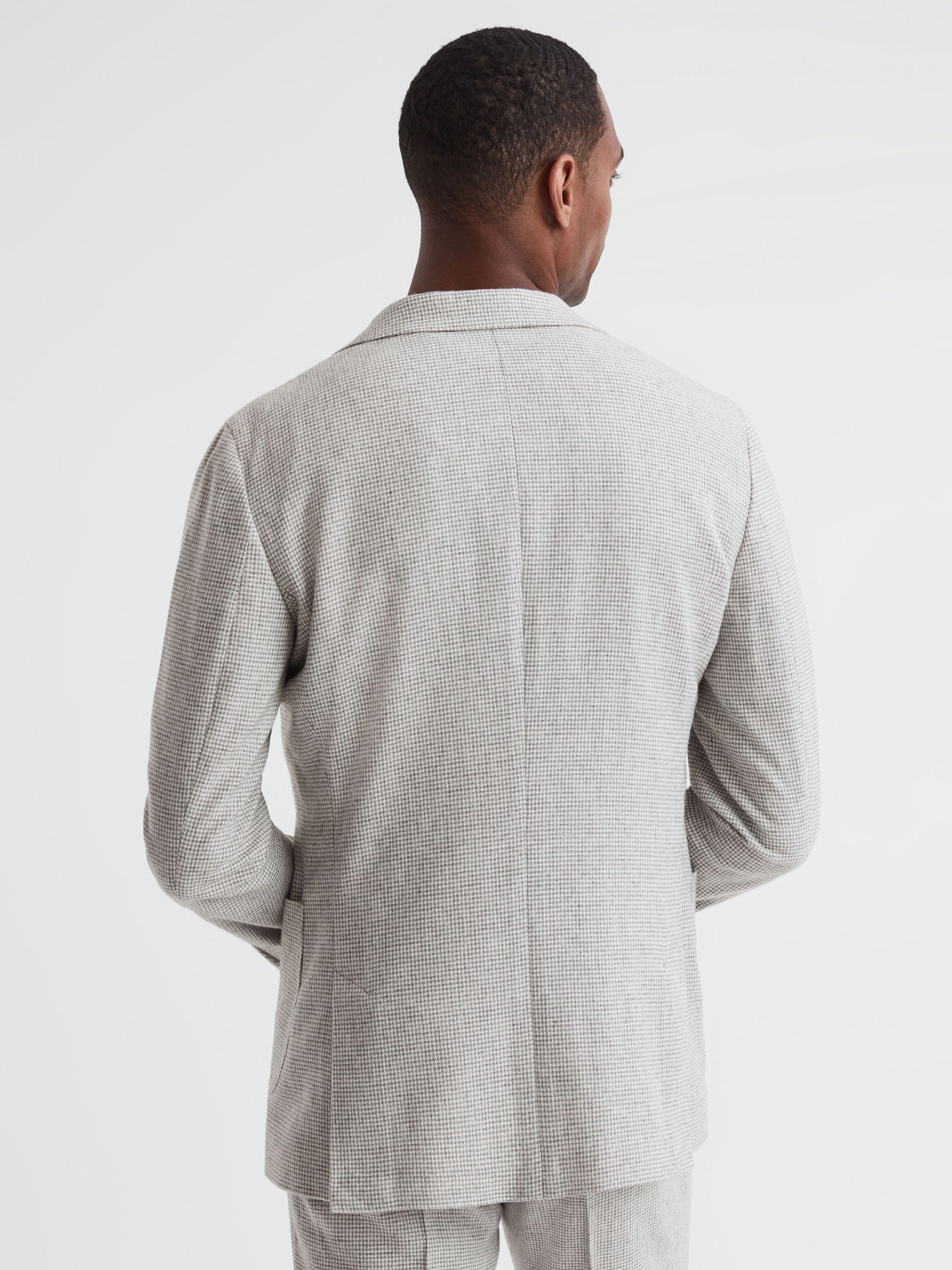 Slim Fit Single Breasted Checked Wool Blazer in Soft Grey - Image 4 of 6