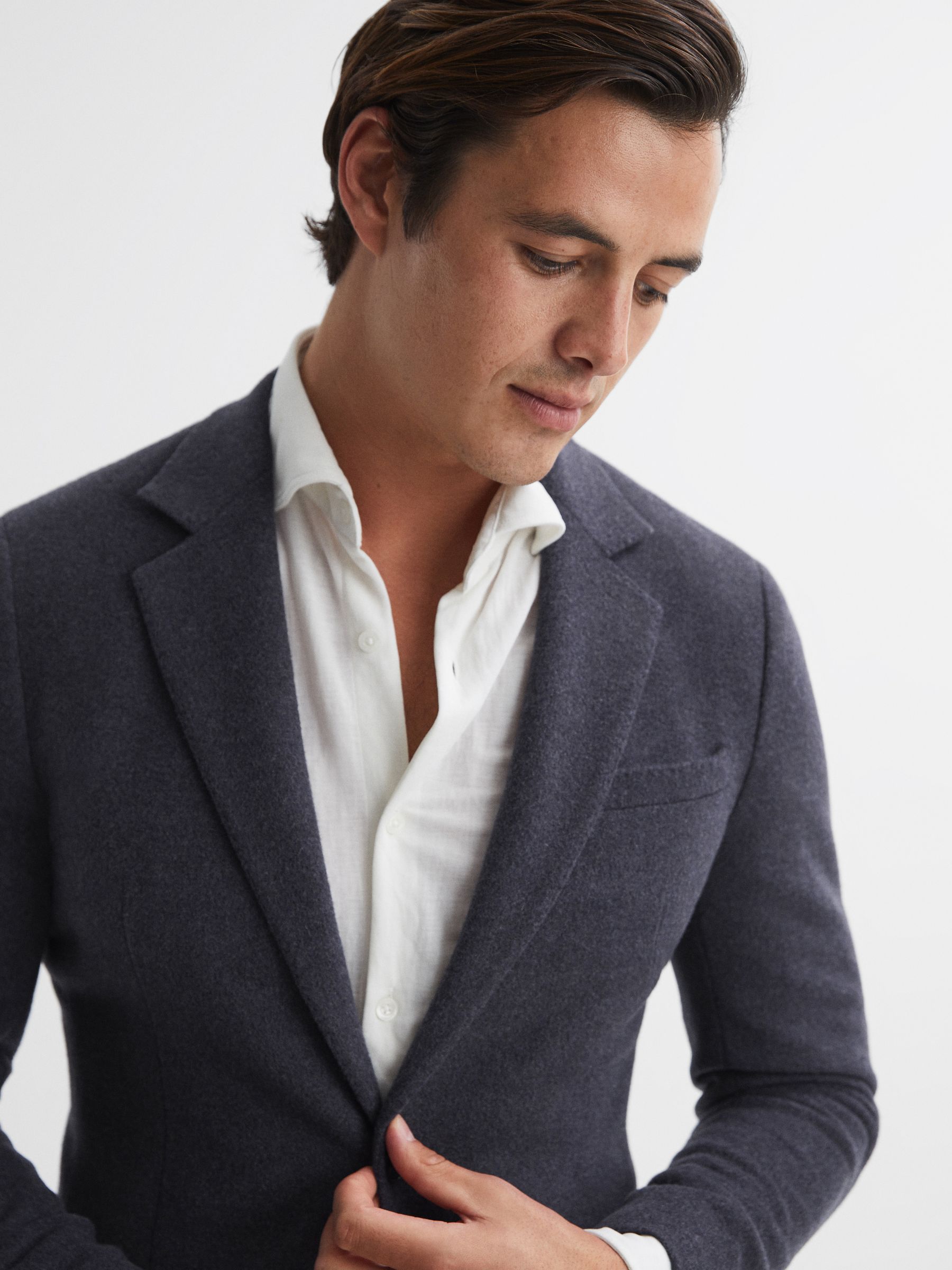 Modern Fit Wool Blend Single Breasted Blazer in Airforce Blue - Image 4 of 7