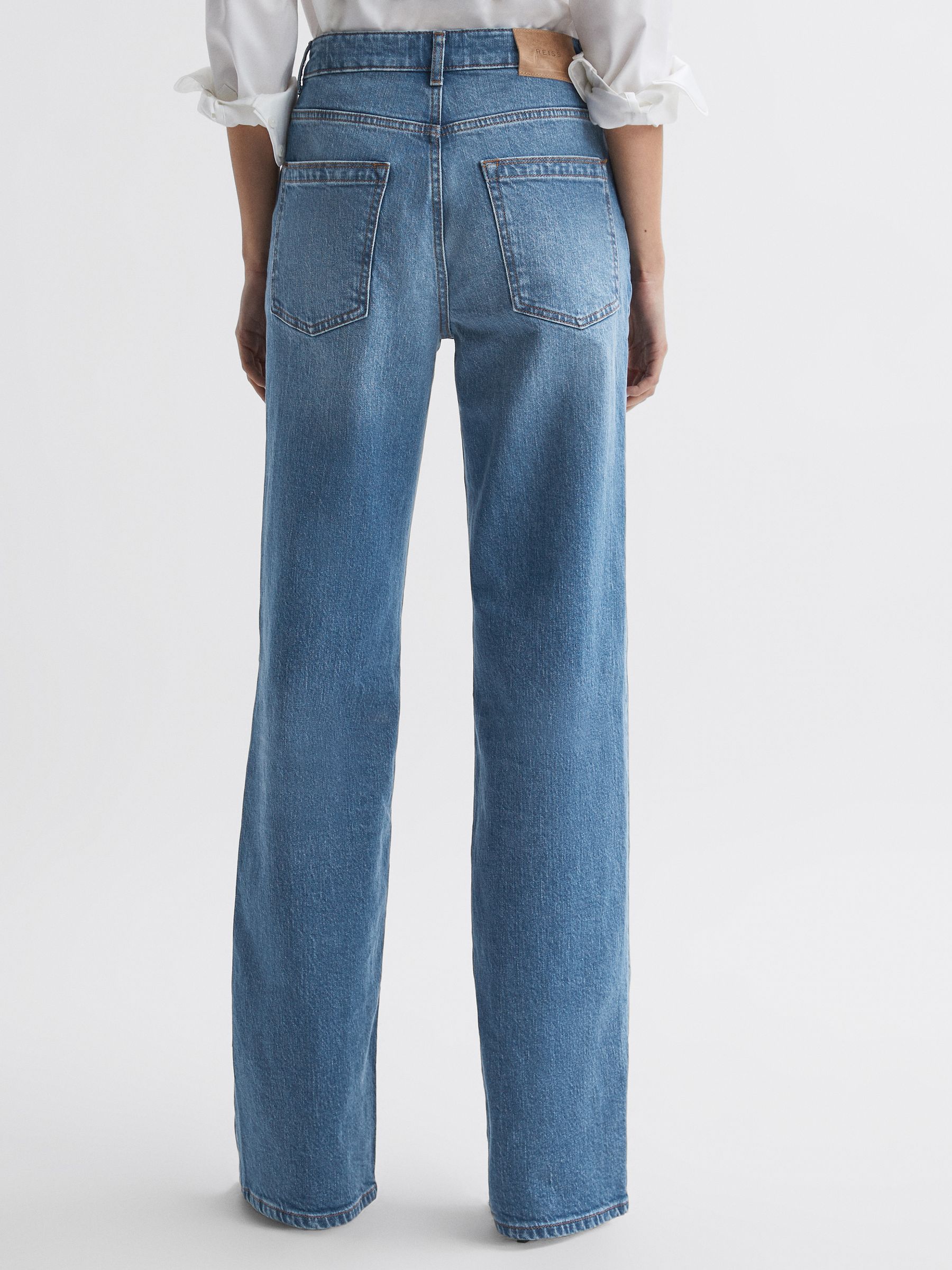 Petite Mid Rise Wide Leg Jeans in Mid Blue - Image 4 of 5