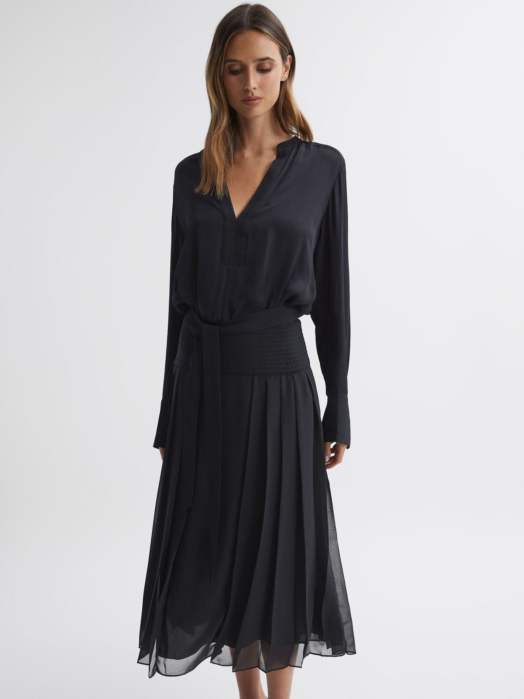 Reiss Pleated Long Sleeve Midi Dress in Navy - REISS