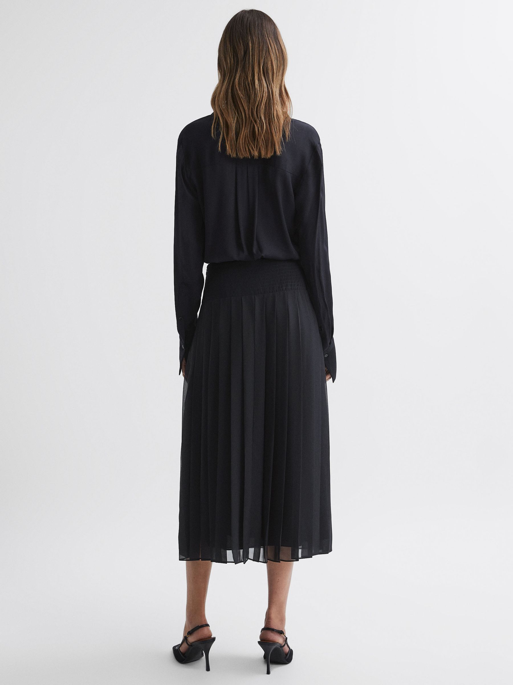 Reiss Pleated Long Sleeve Midi Dress in Navy - REISS
