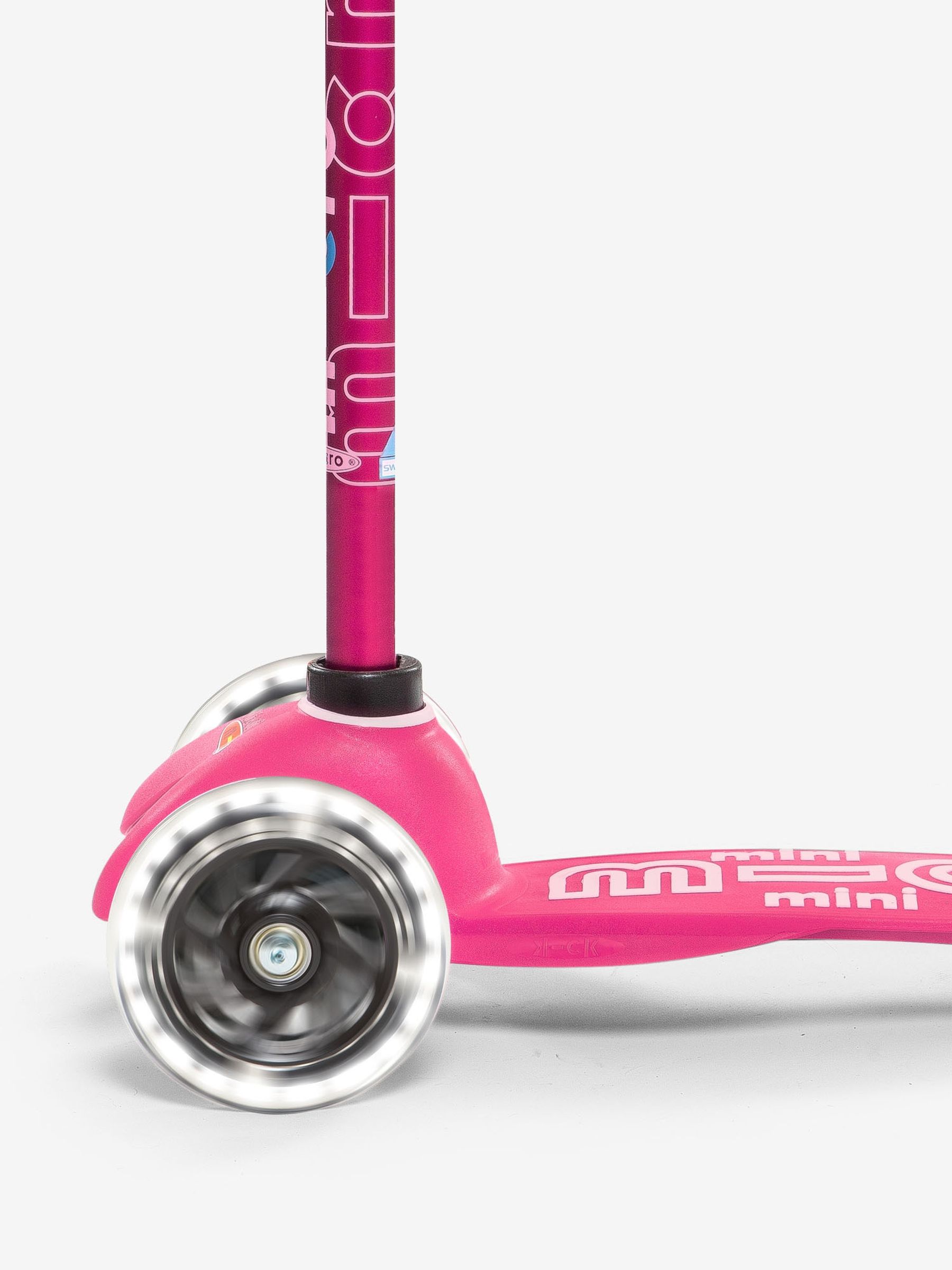 Pink Micro Scooters Mini Micro Deluxe LED Scooter - Image 6 of 10