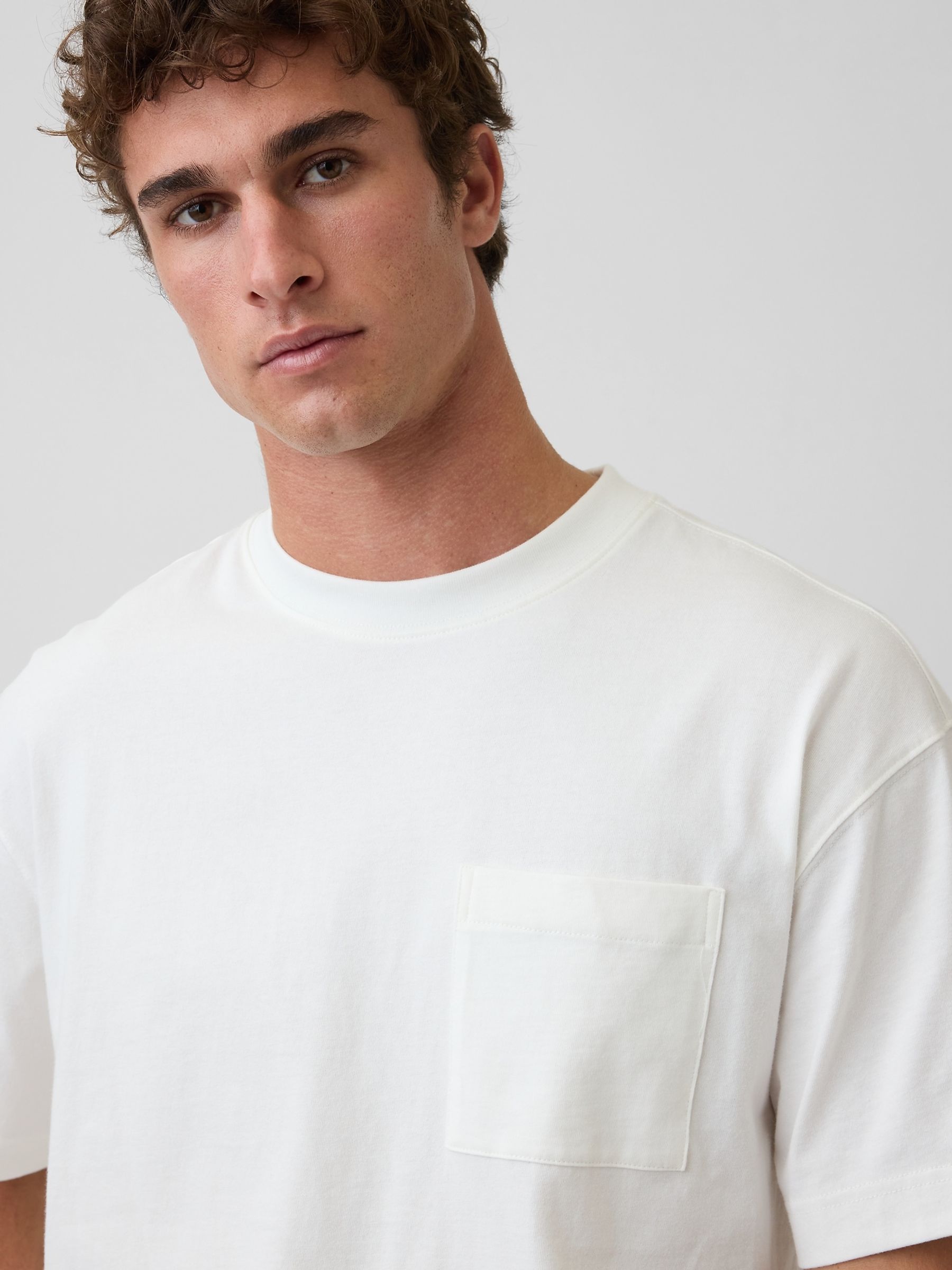 Cream Oversized Boxy Pocket Short Sleeve T-Shirt - Image 4 of 4 Cream Oversized Boxy Pocket Short Sleeve T-Shirt - Image 4 of 4