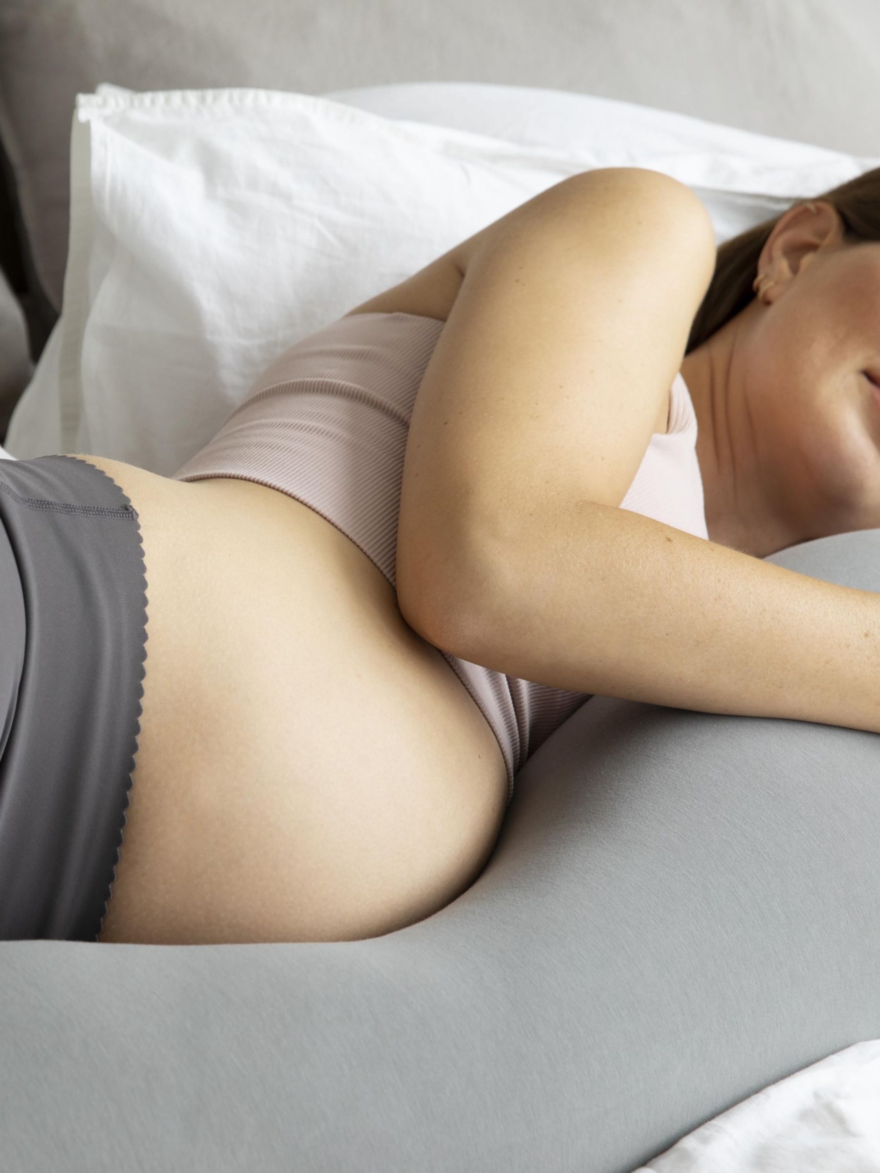 bbhugme Pregnancy Pillow - Image 2 of 7