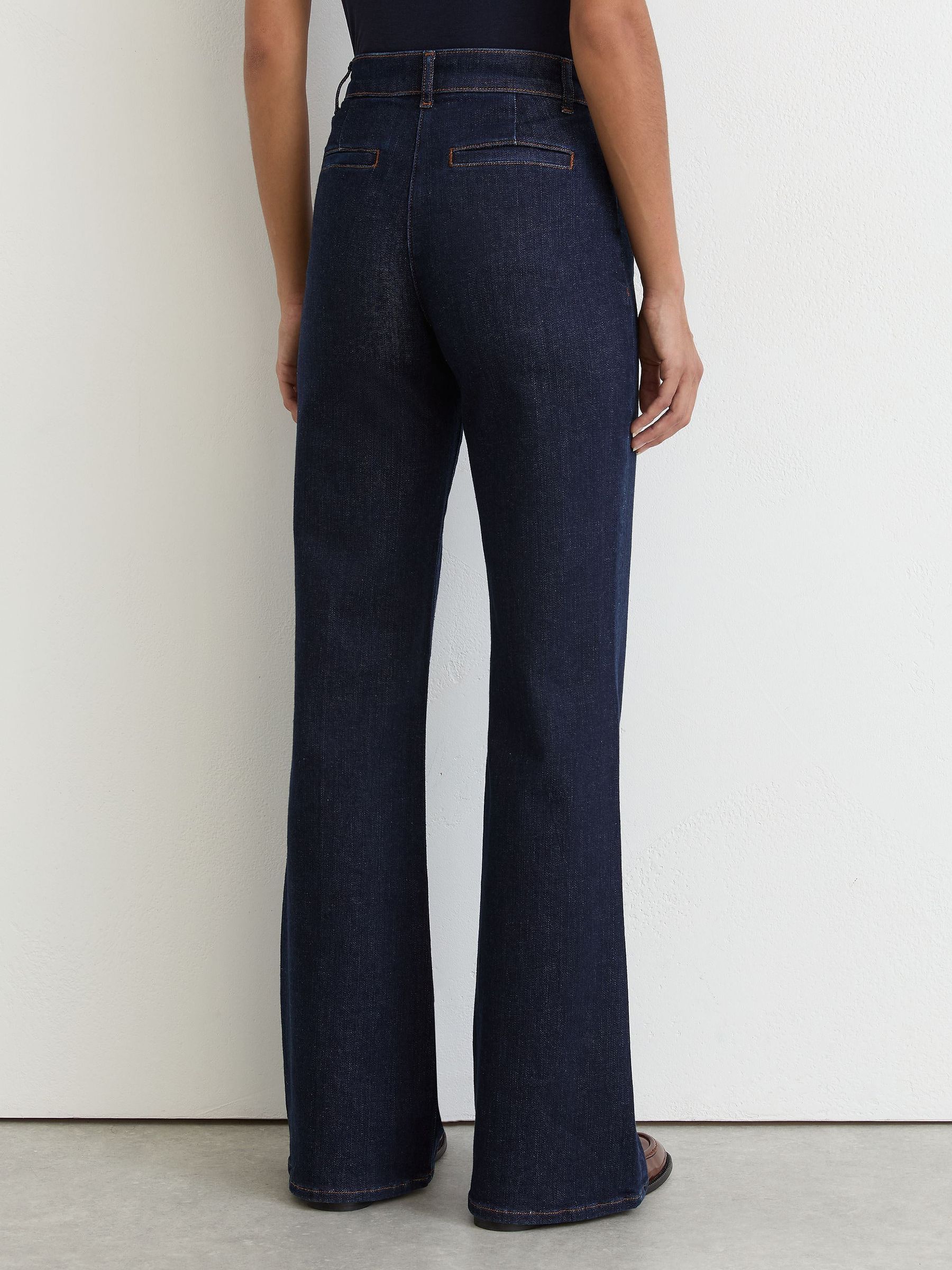 Pintuck-Detail Flared Jeans in Dark Blue - Image 7 of 8
