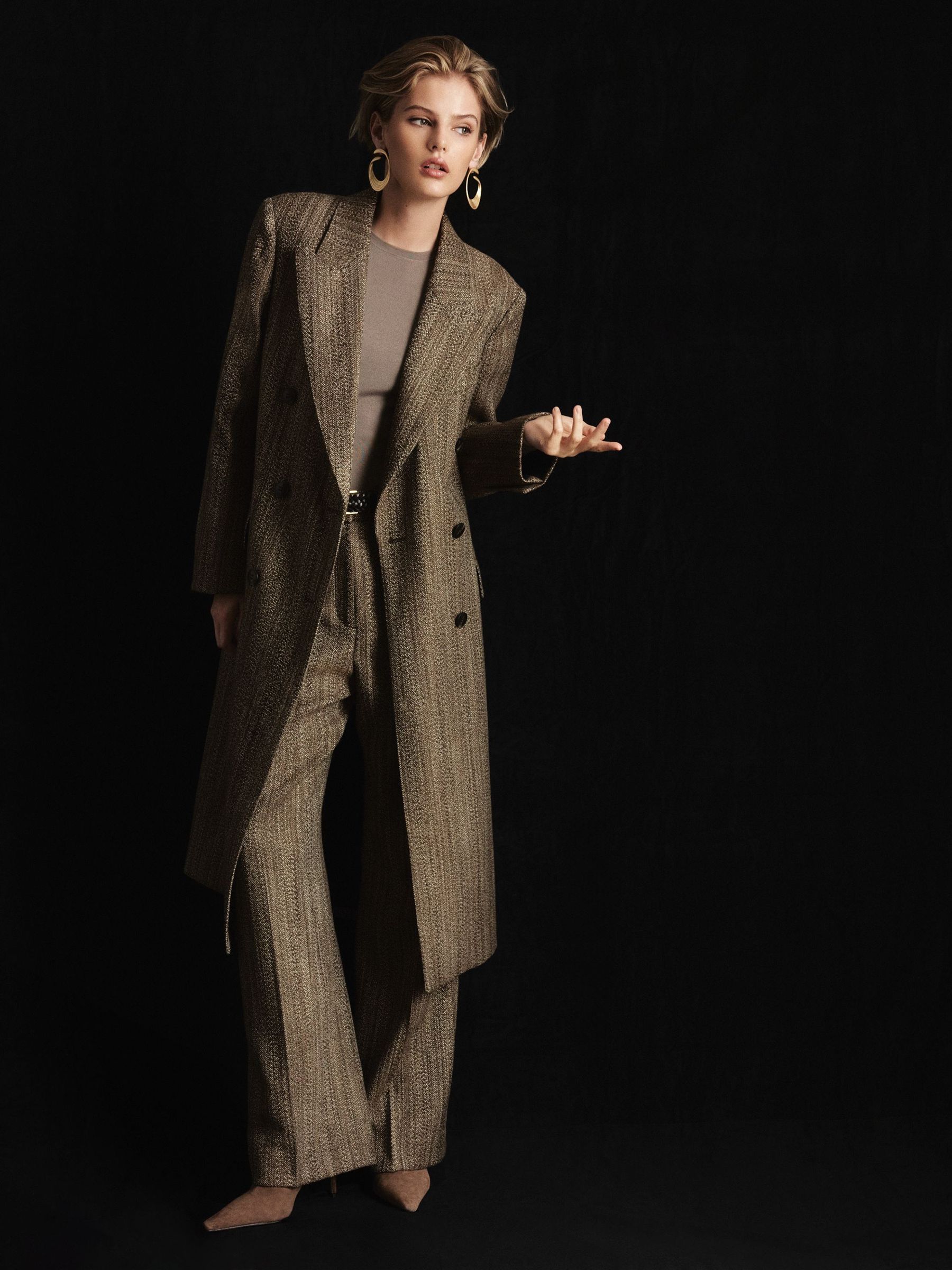 Atelier Wool-Blend Textured Wide-Leg Trousers in Brown - Image 9 of 10
