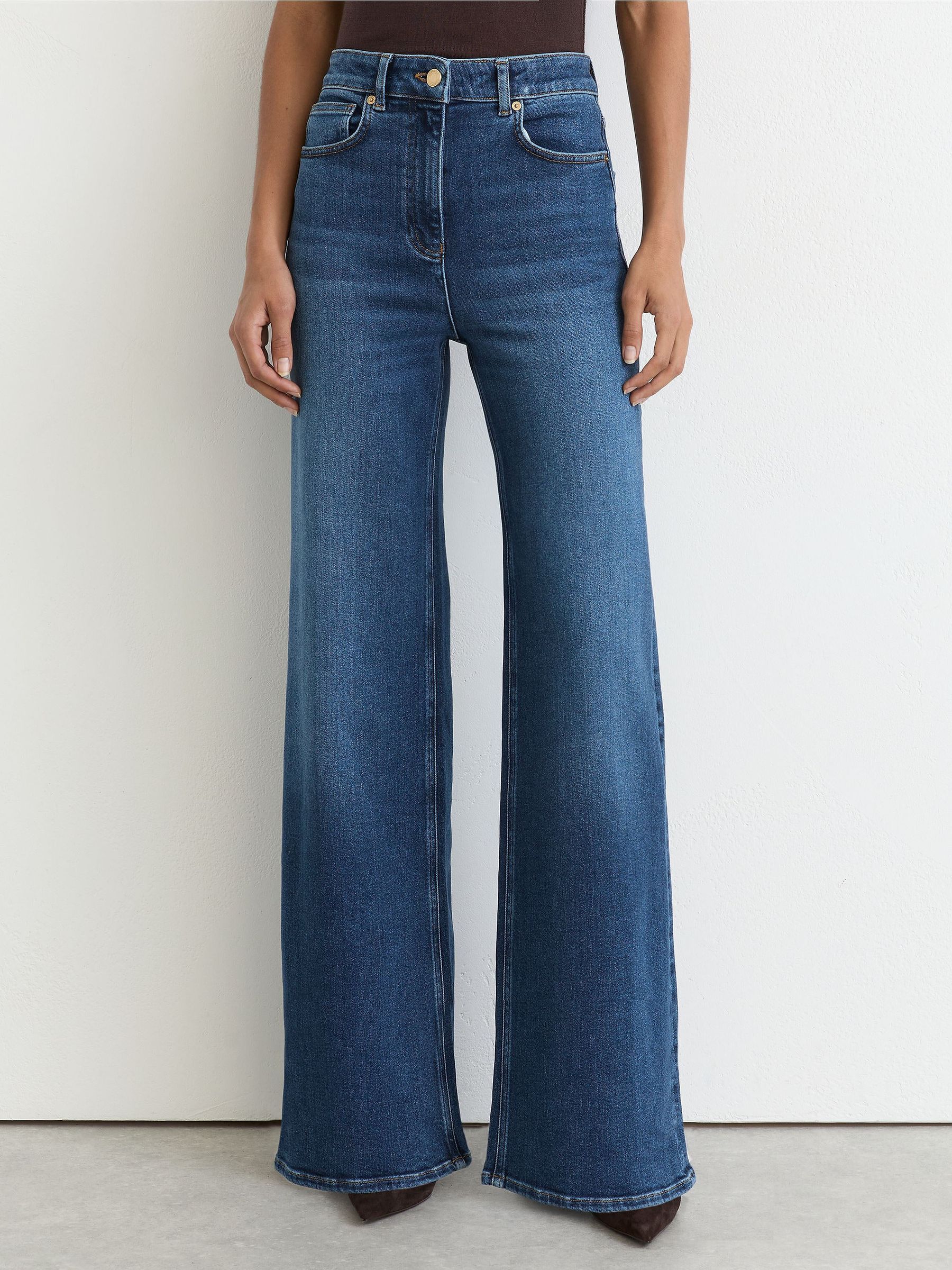 Cotton-Modal Wide-Leg Jeans in Mid Blue - Image 4 of 8
