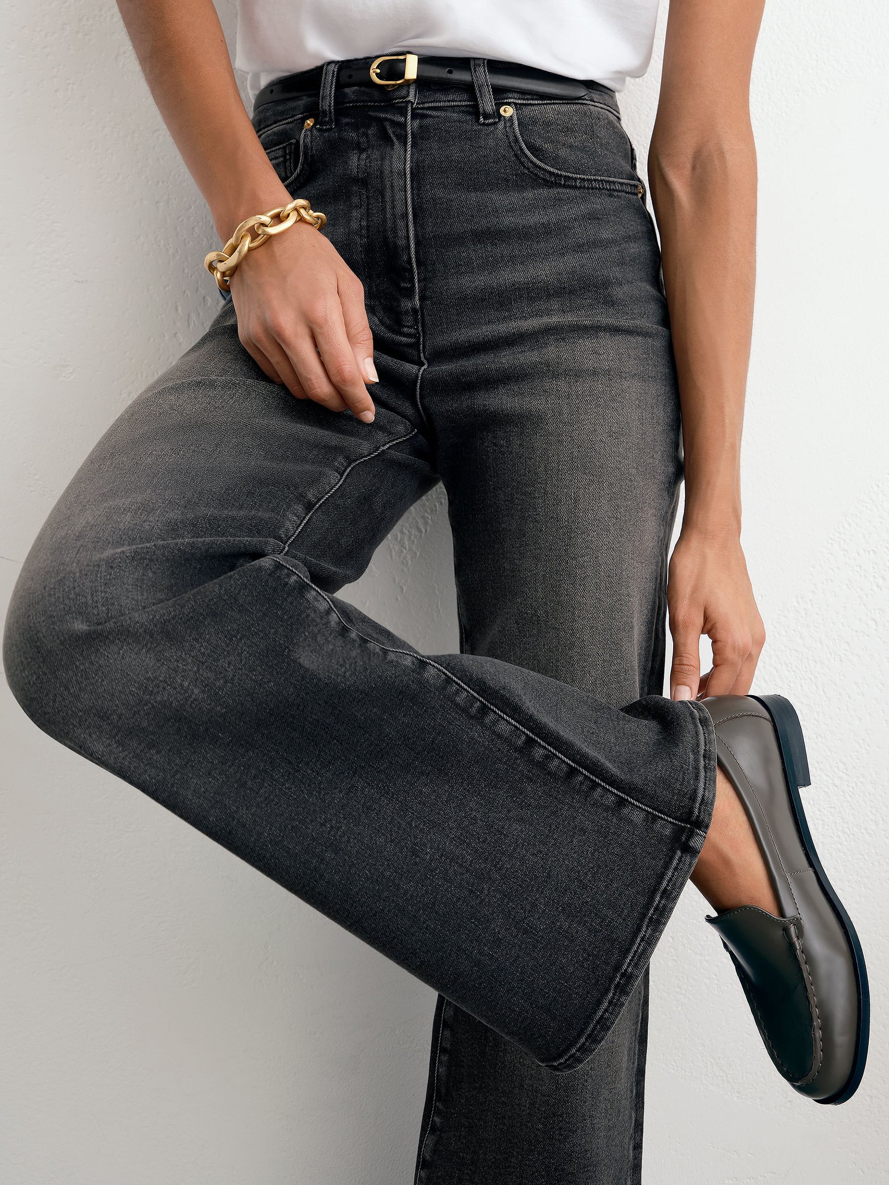 Cotton-Modal Wide-Leg Jeans in Washed Grey - Image 1 of 8