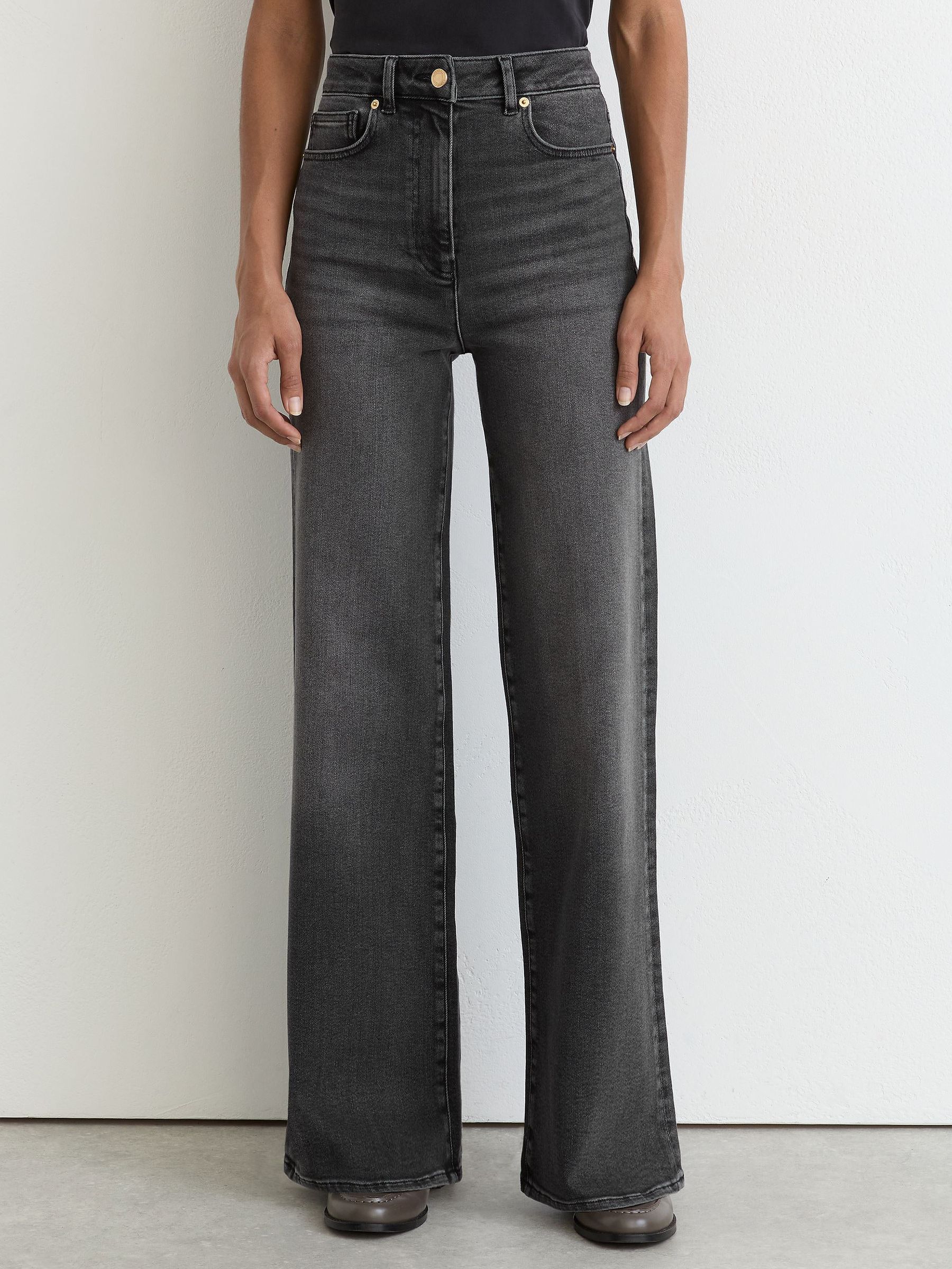 Cotton-Modal Wide-Leg Jeans in Washed Grey - Image 5 of 8