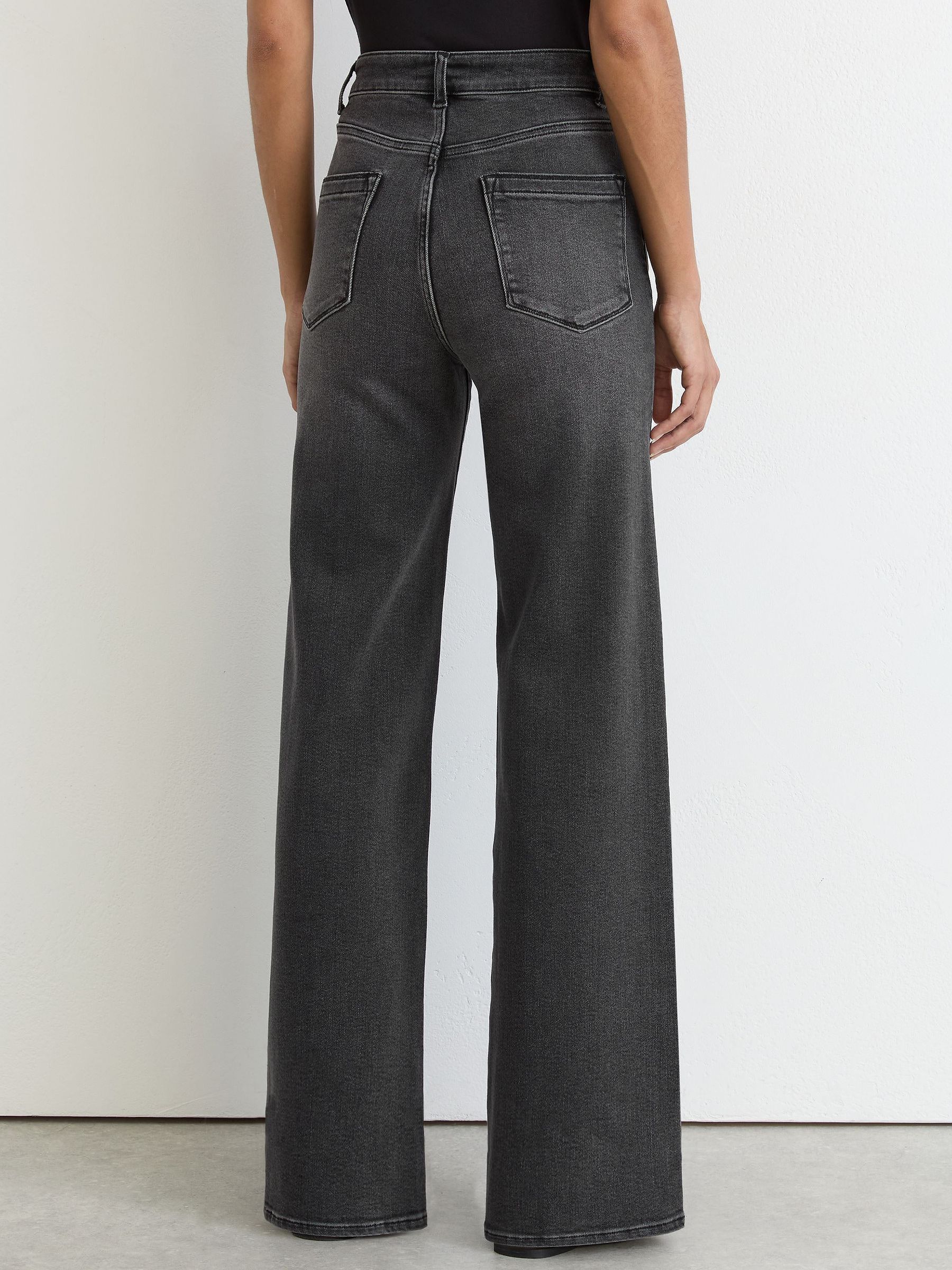 Cotton-Modal Wide-Leg Jeans in Washed Grey - Image 6 of 8