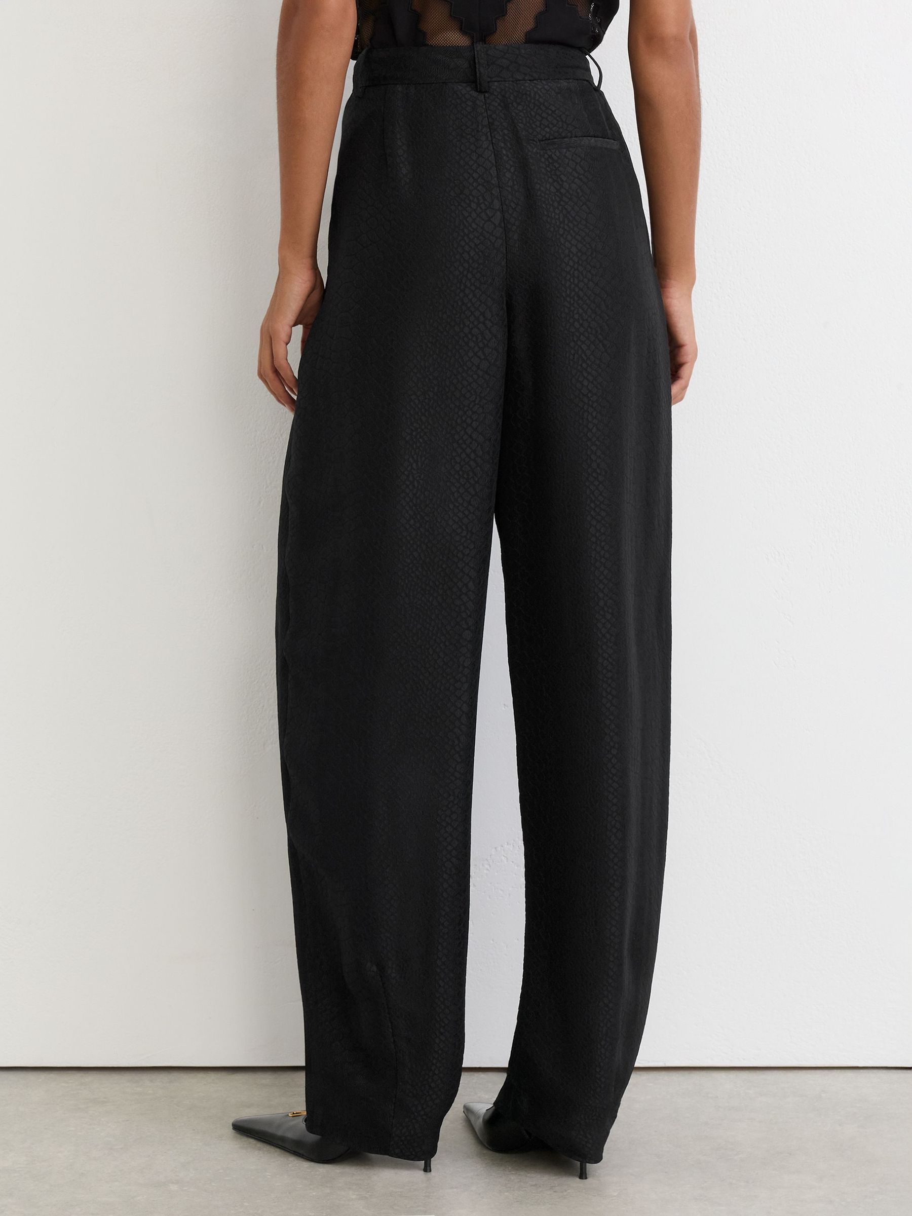 Jacquard Deep-Pleat Barrel-Leg Trousers in Black - Image 5 of 6